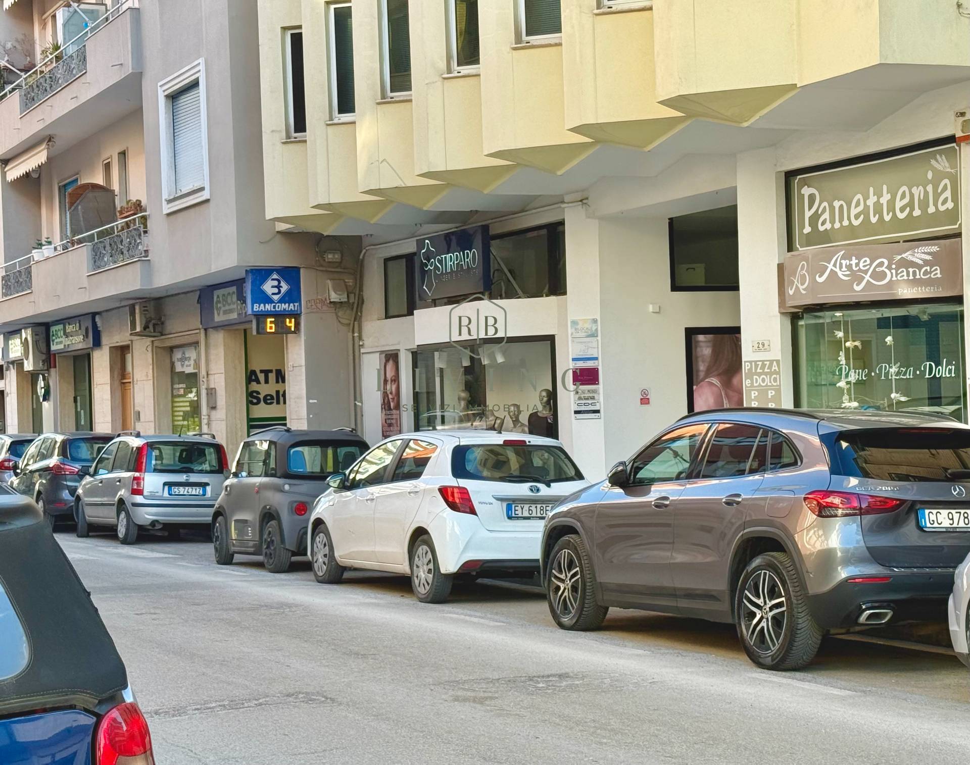 Locale commerciale in vendita a San Benedetto del Tronto, Centralissima