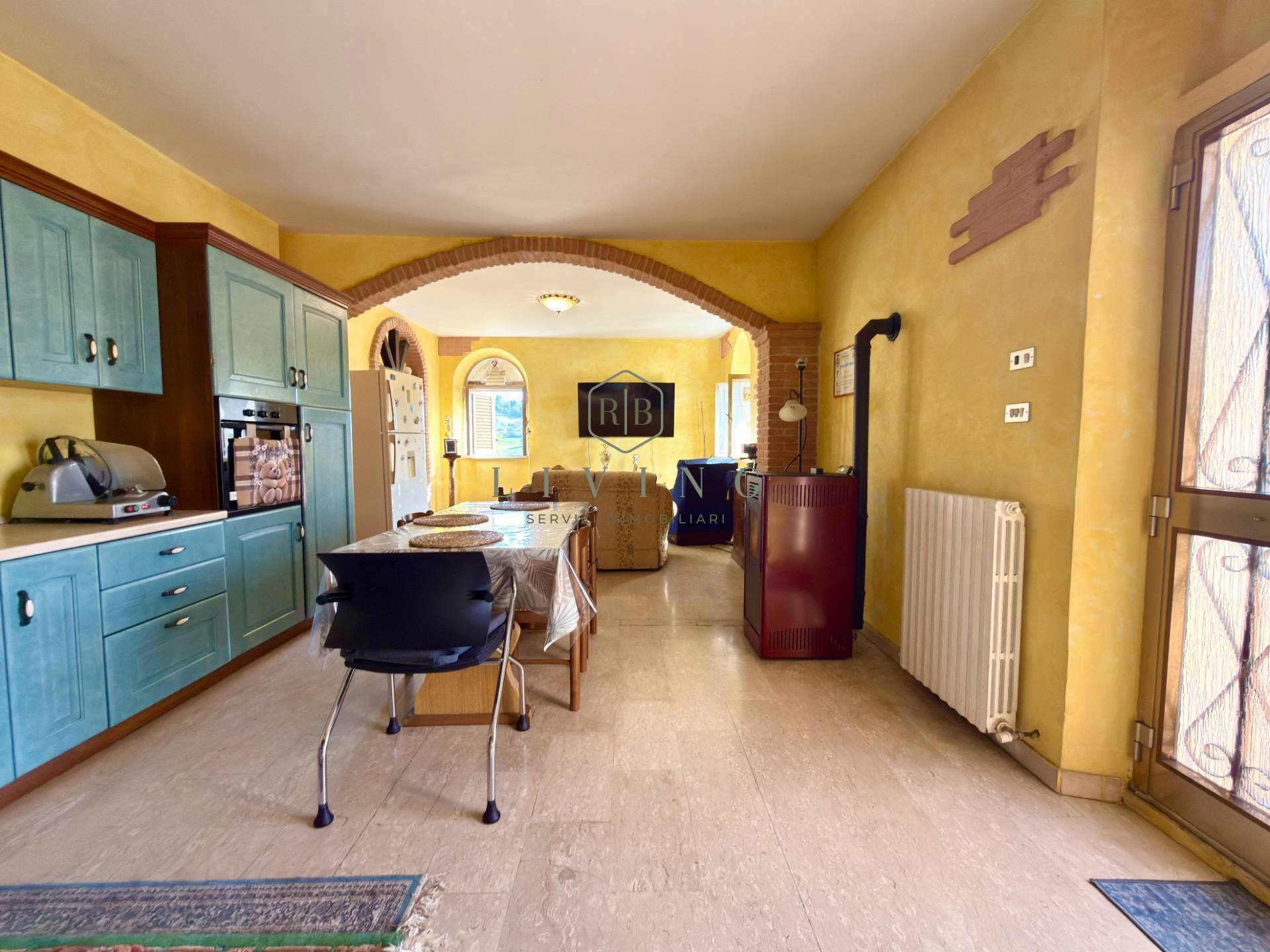 Rustico in vendita a Massignano, Villa Santi