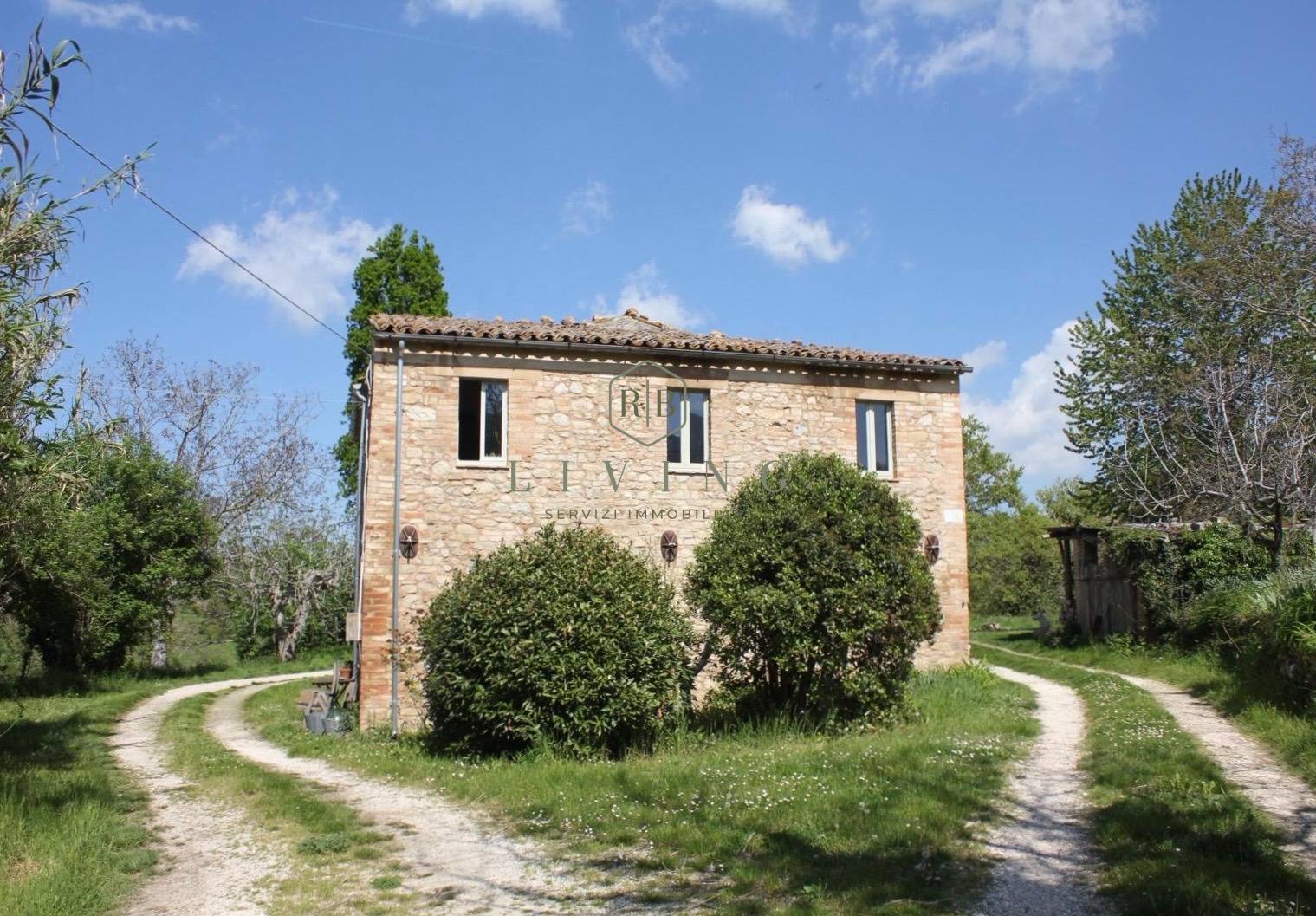 Rustico in vendita a Castignano, Campagna