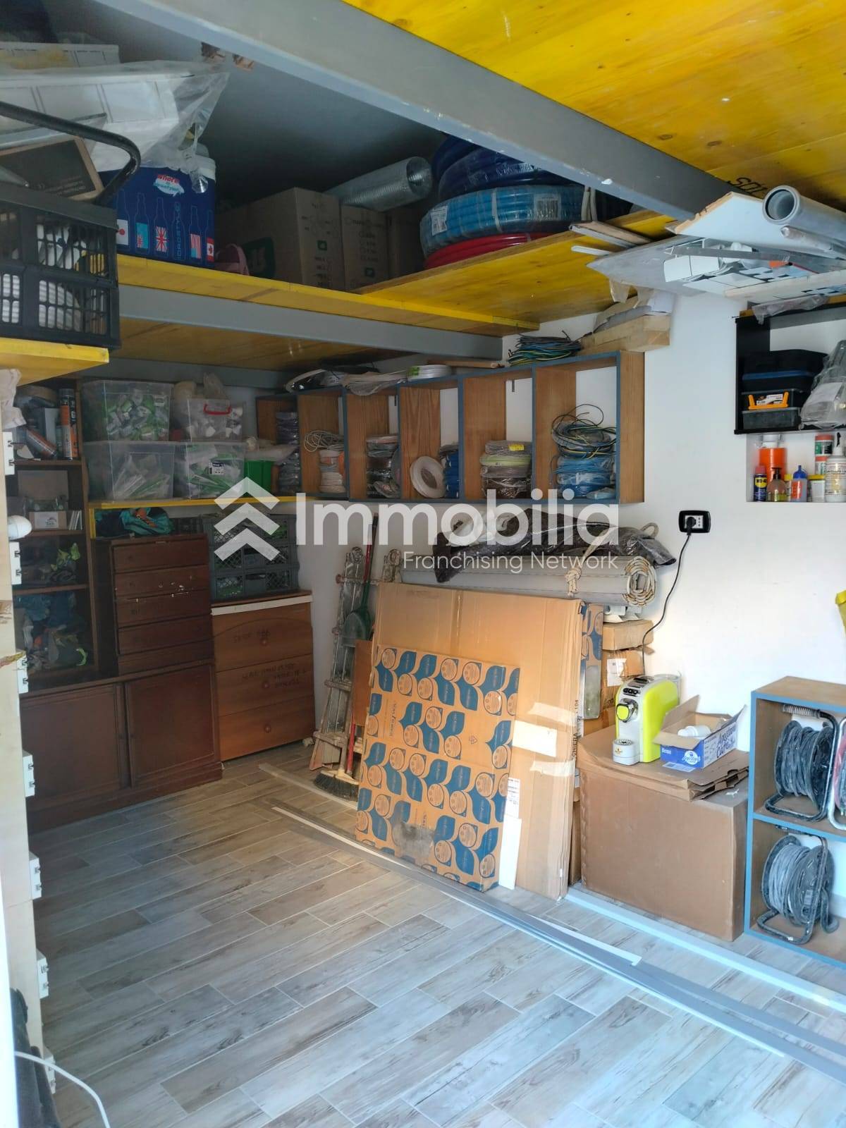 Magazzino in vendita a Torino, San Paolo