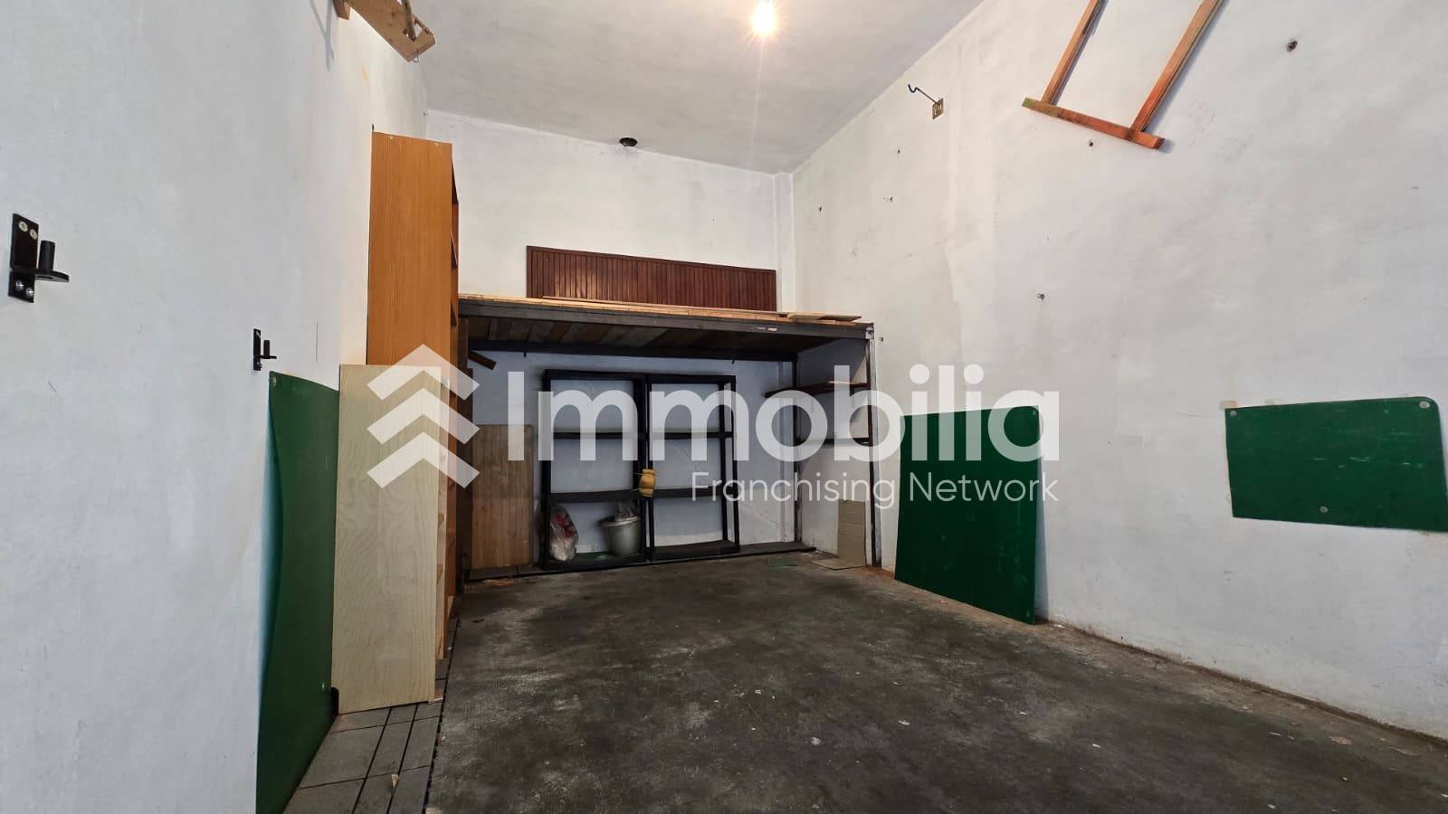 Box o garage in vendita a Torino