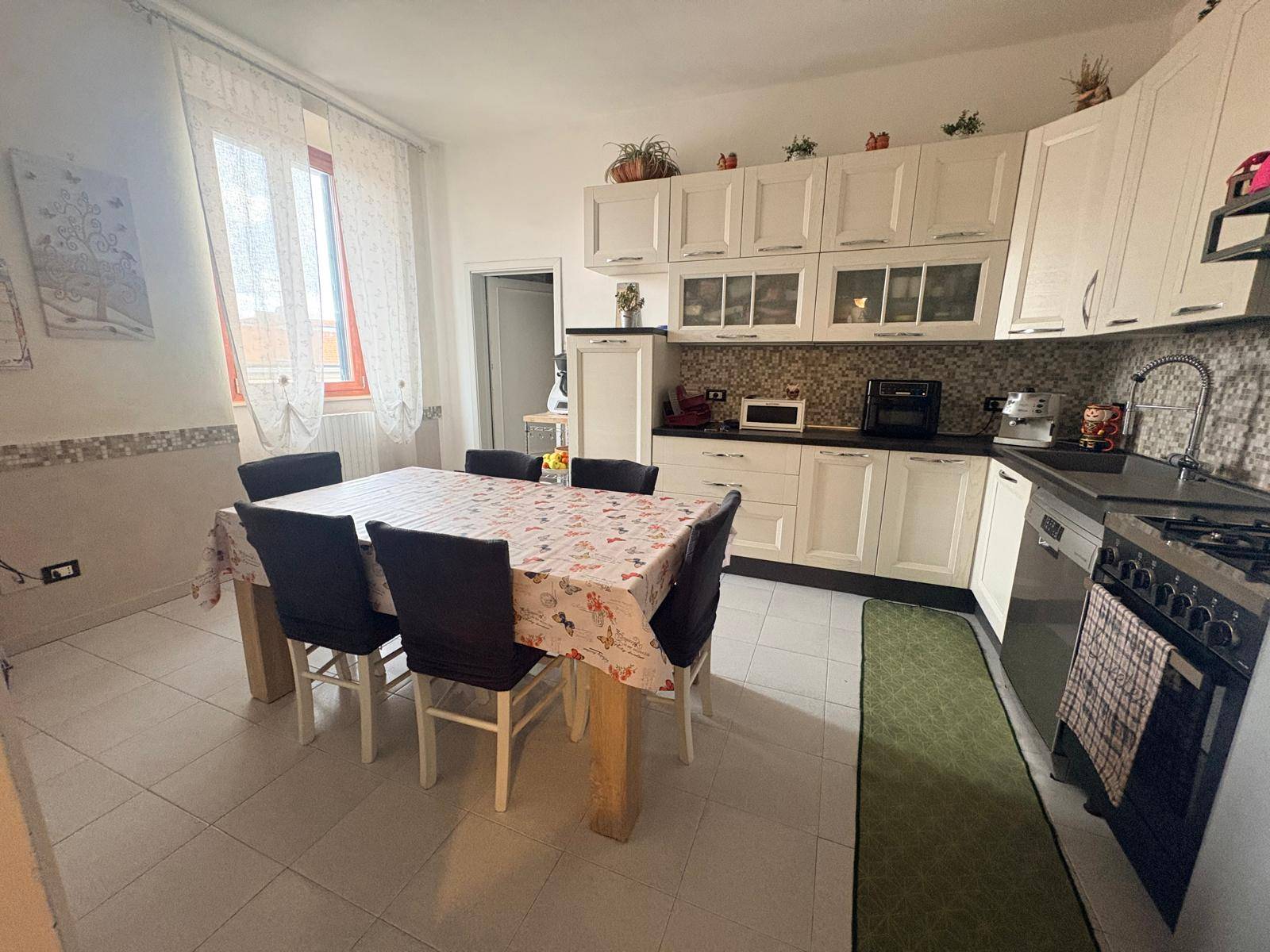 Appartamento in vendita a Livorno, Periferia nord