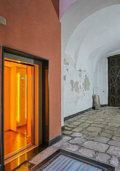 Appartamento in vendita a Salerno, Centro Storico