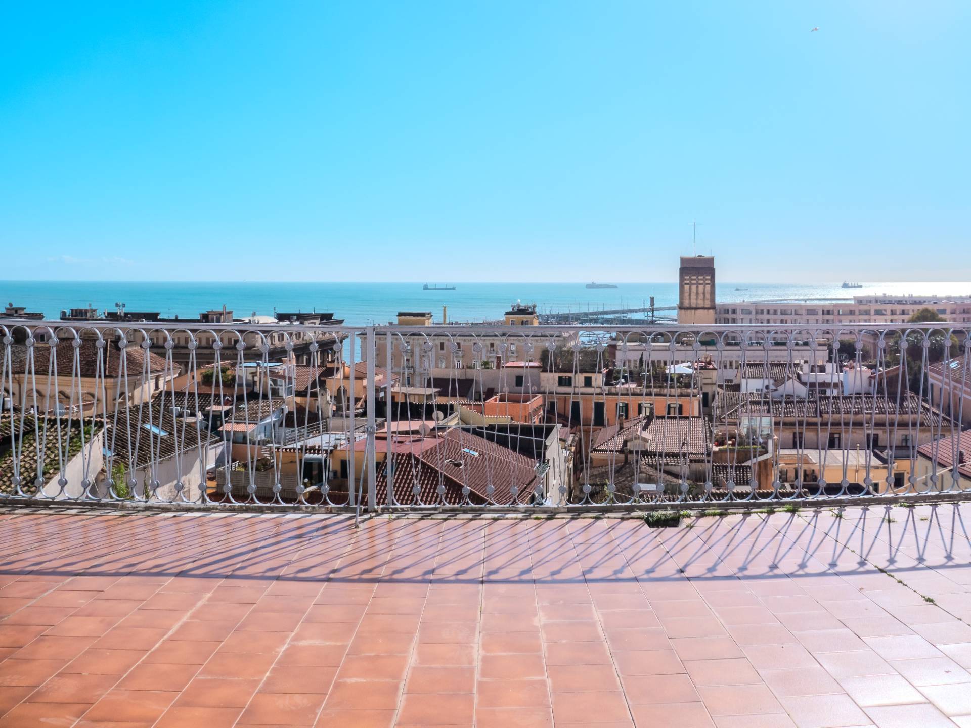 Appartamento in vendita a Salerno, Centro Storico