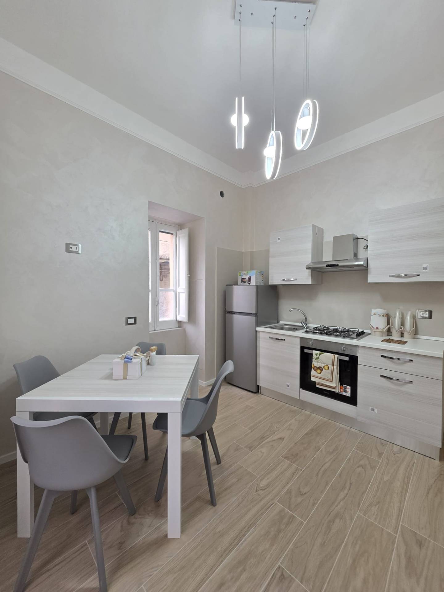 Appartamento in affitto a Salerno, Centro