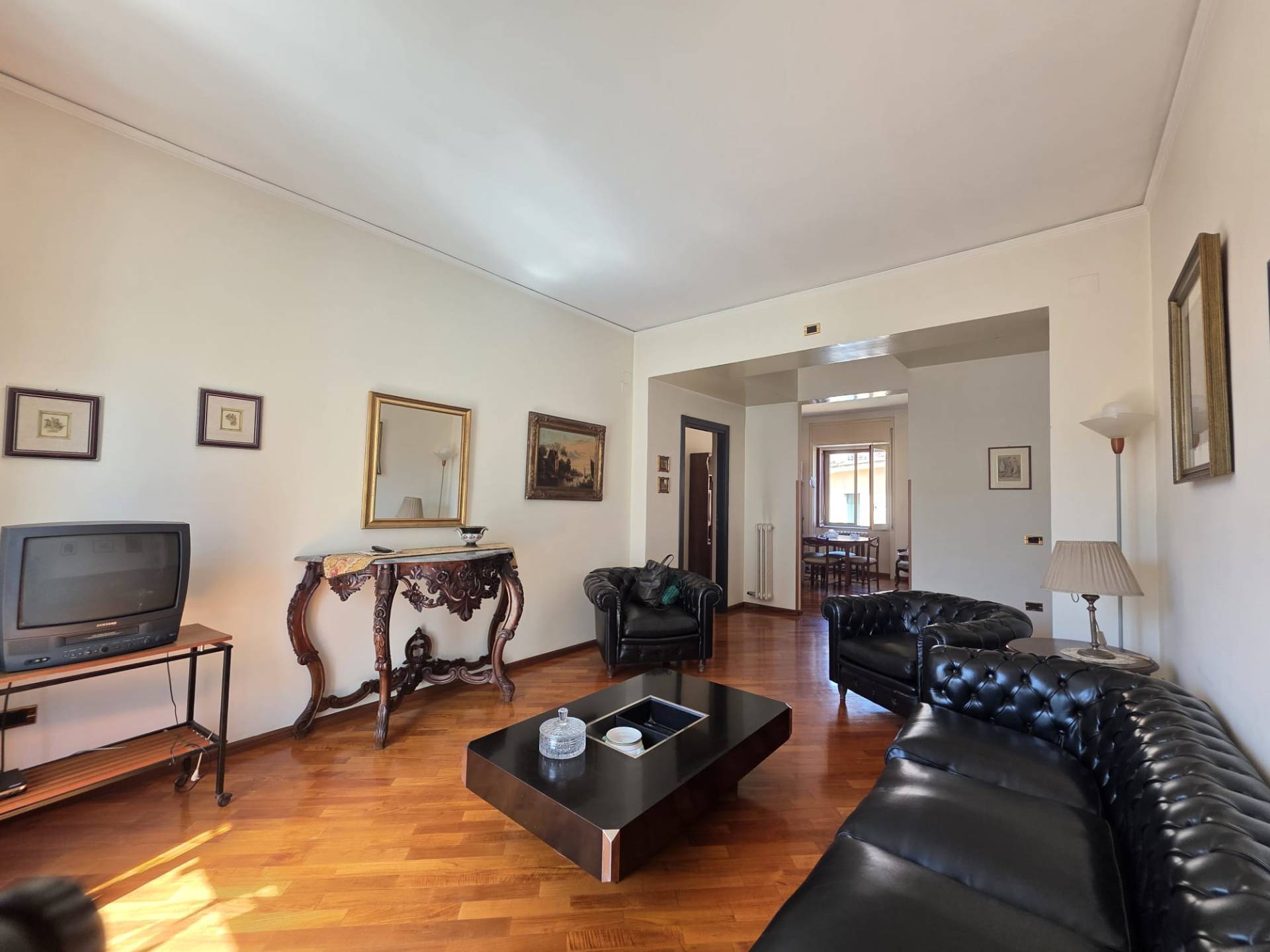 Appartamento in vendita a Salerno, Centro