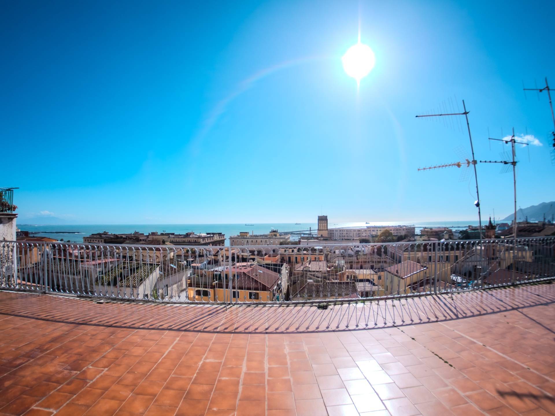 Appartamento in vendita a Salerno, Centro Storico