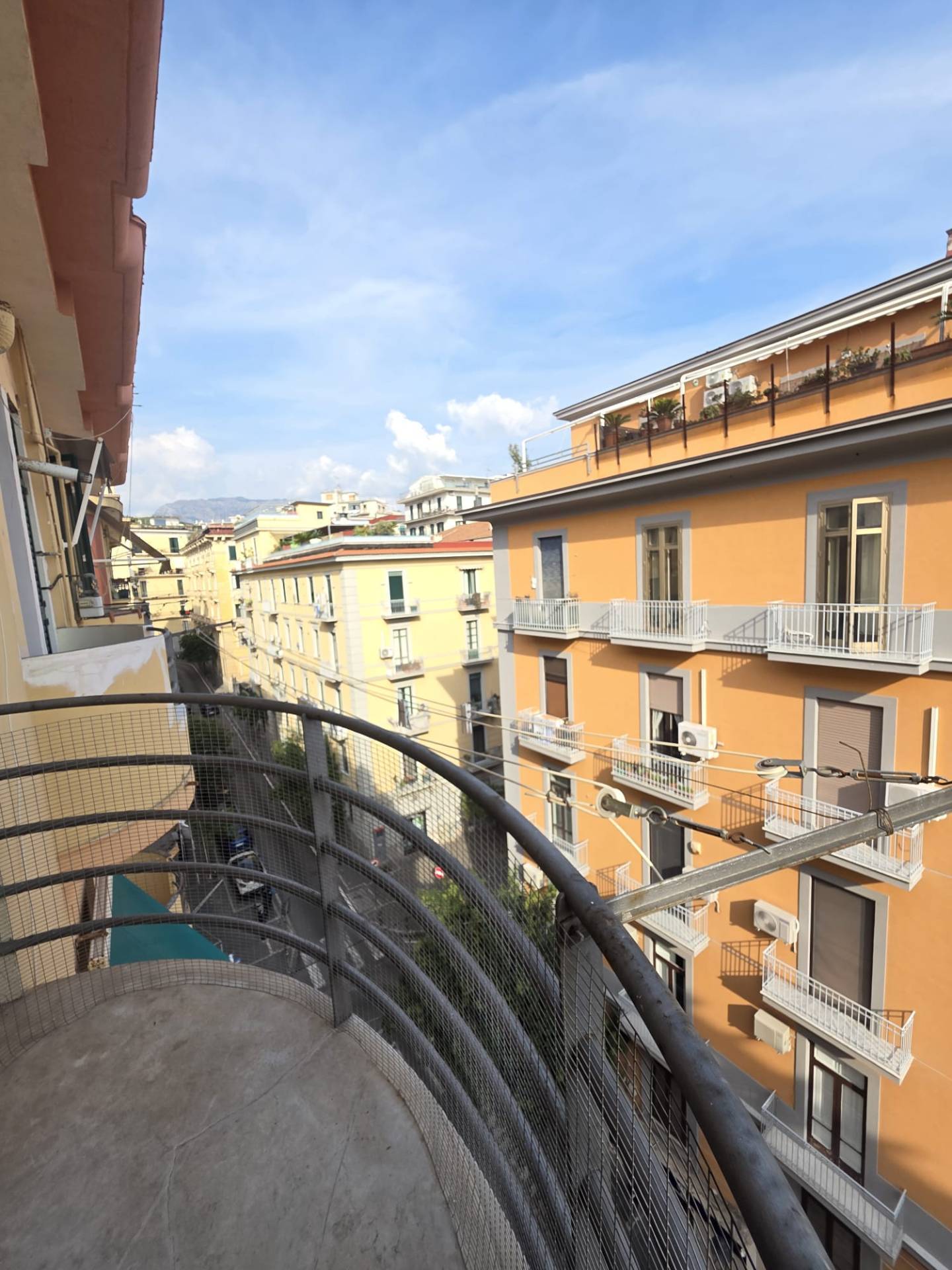 Appartamento in vendita a Salerno, Centro