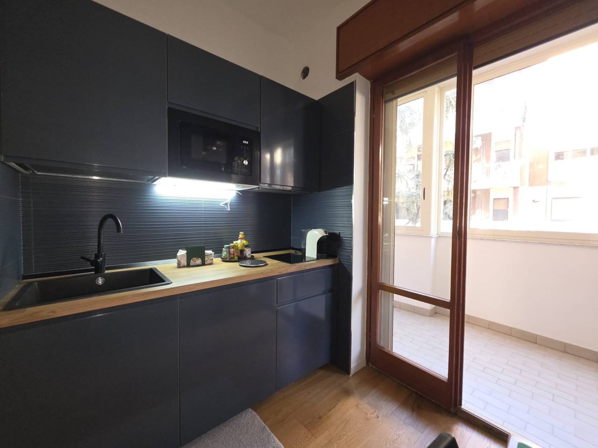 Appartamento in vendita a Salerno, MERCATELLO