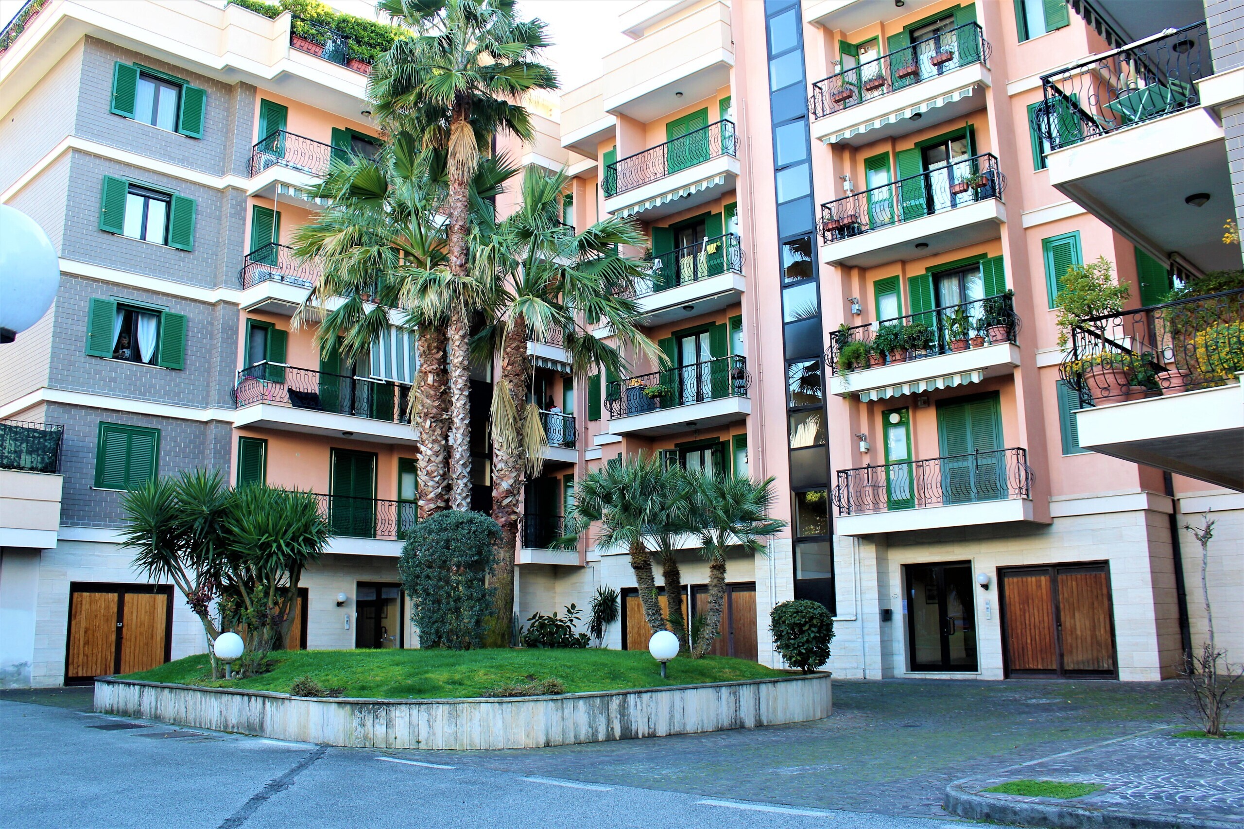 Trilocale con box in via santa maria 202/c, Quarto