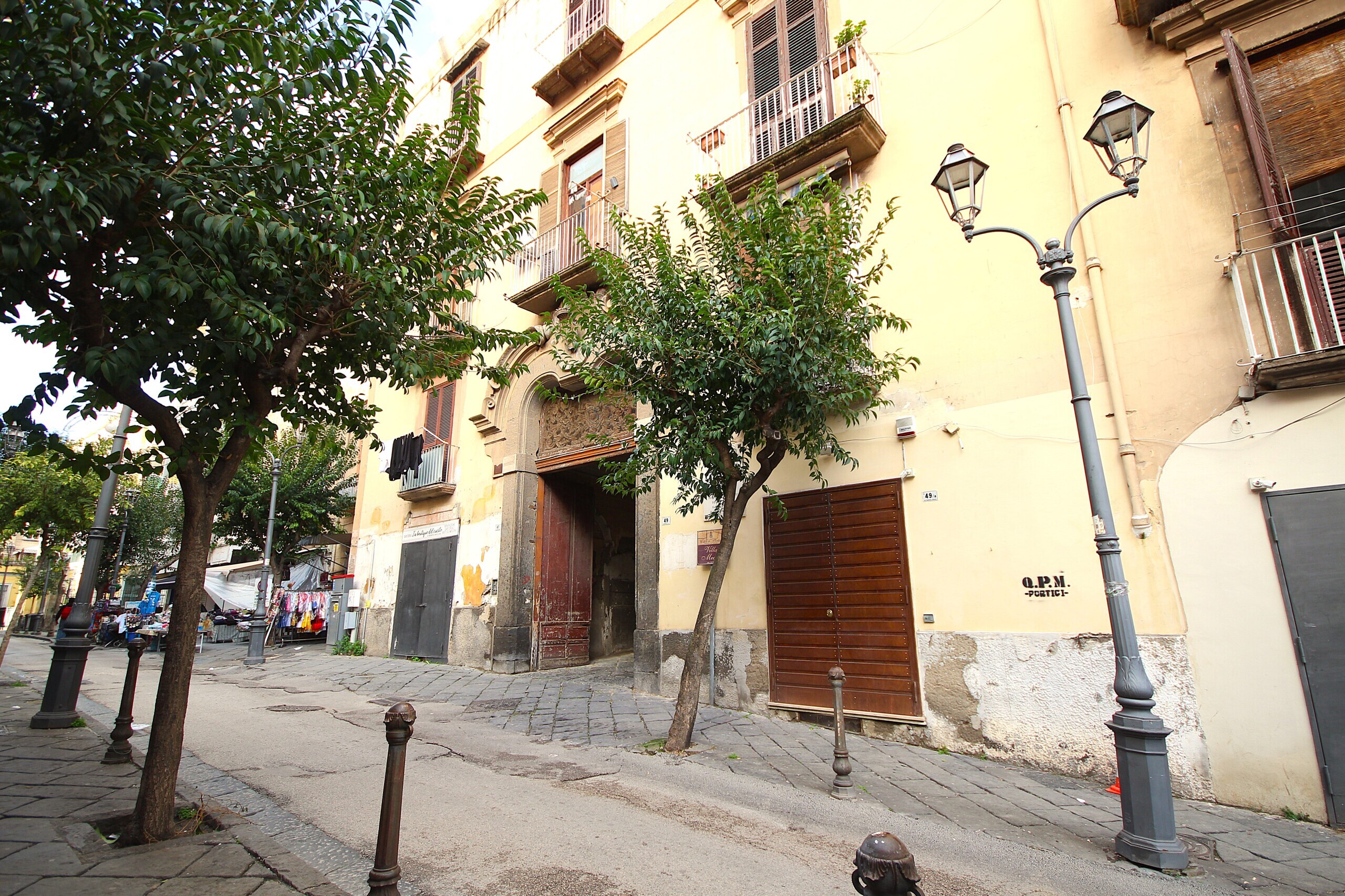 Trilocale da ristrutturare in via guglielmo marconi 49, Portici