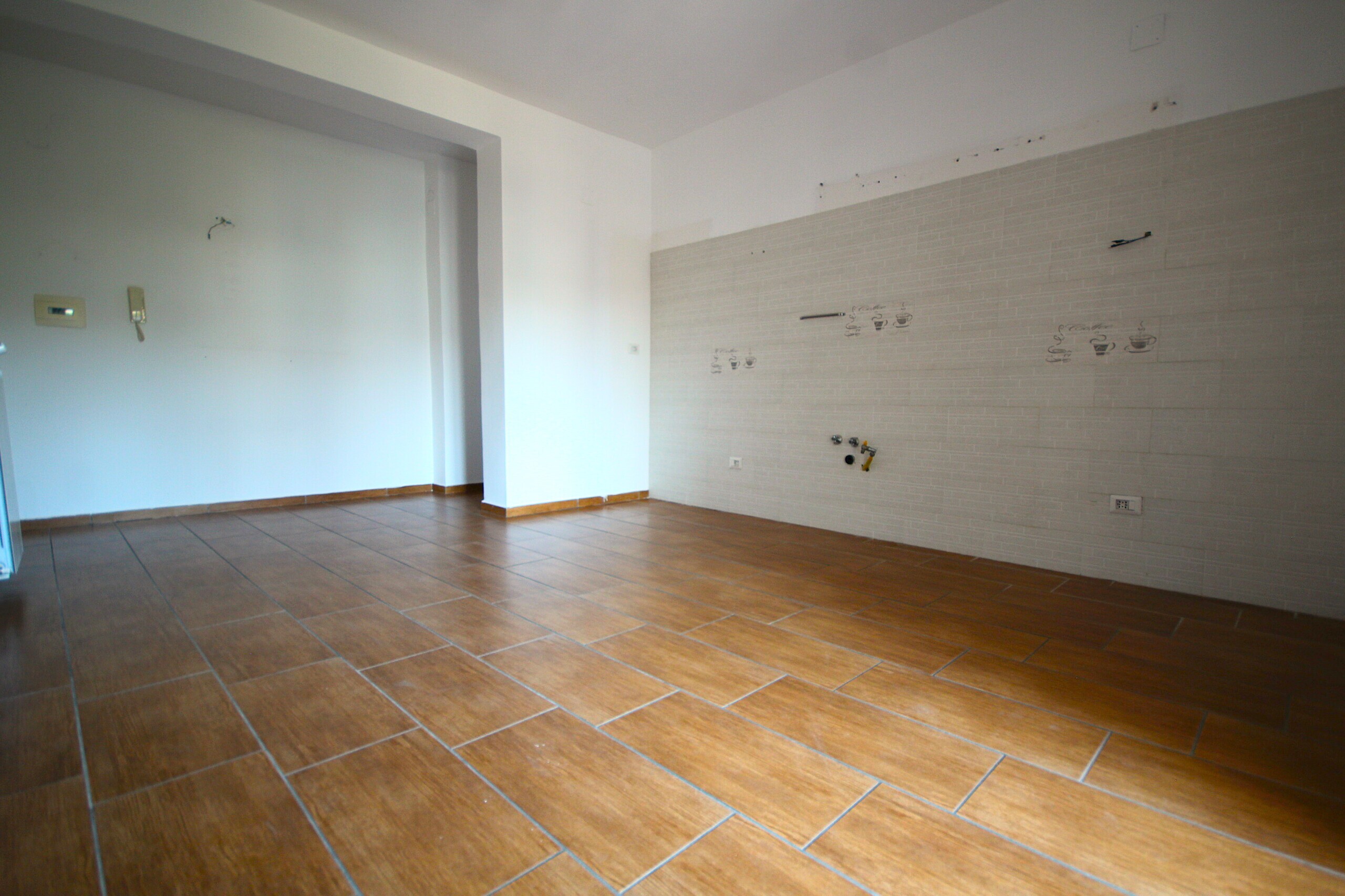 Trilocale in affitto in via segaetano 20, Quarto