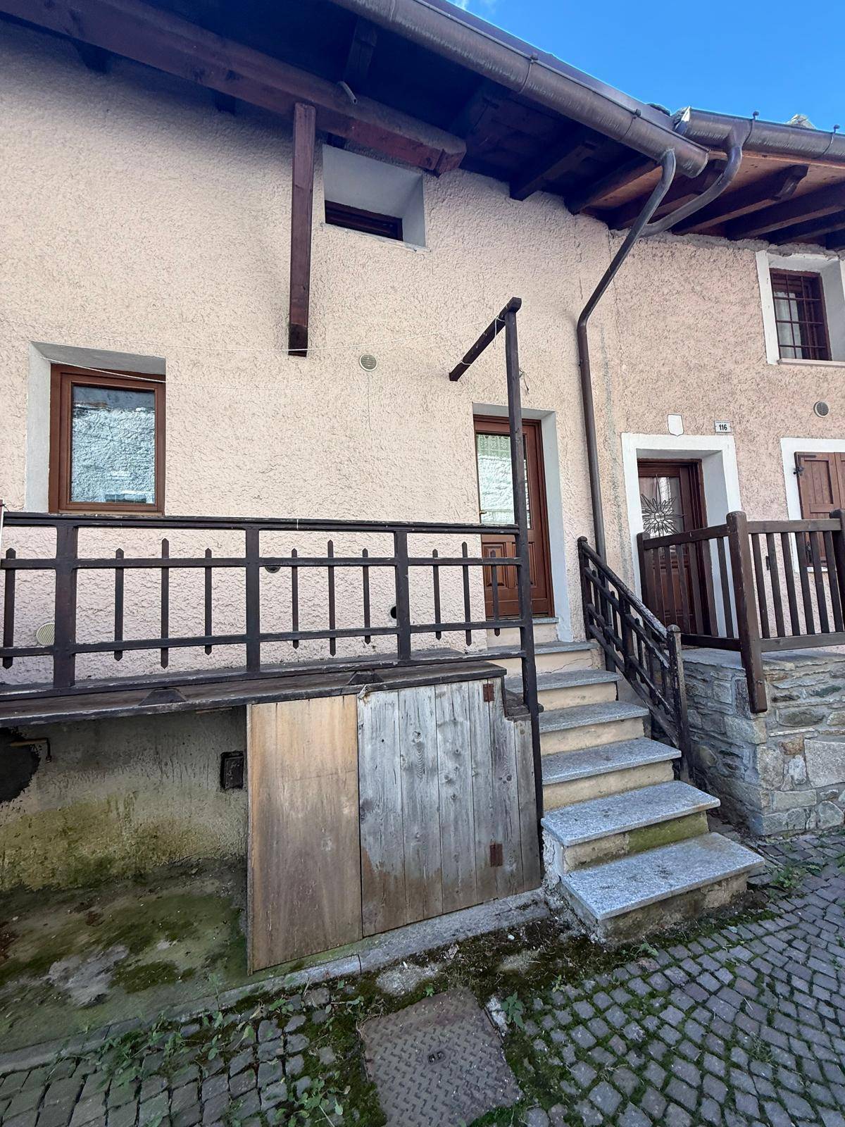 Appartamento in vendita a Brusson