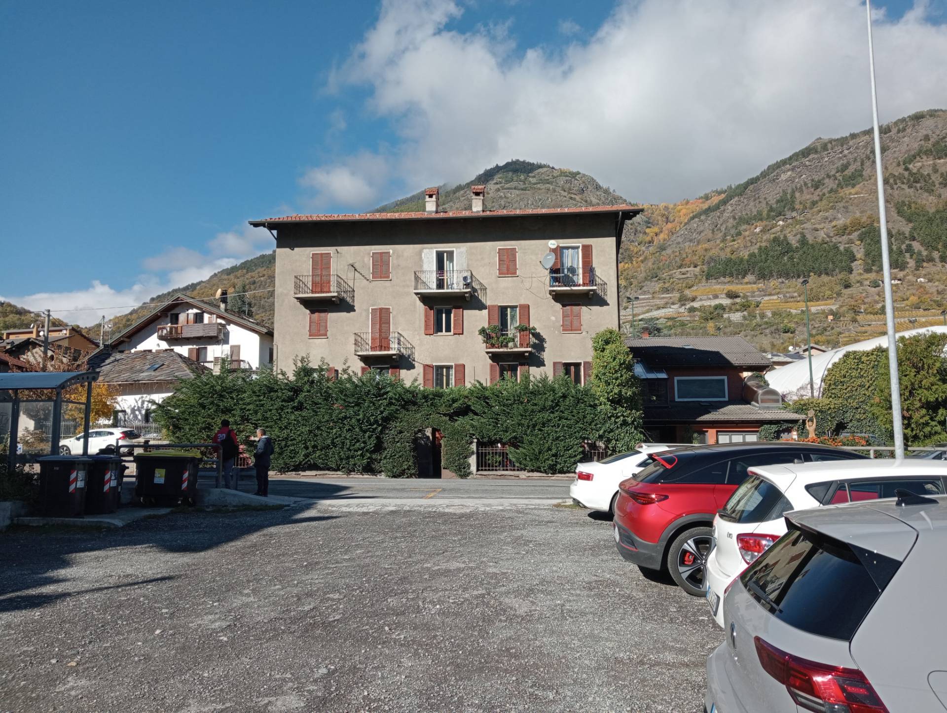 Stabile/Palazzo in vendita a Sarre