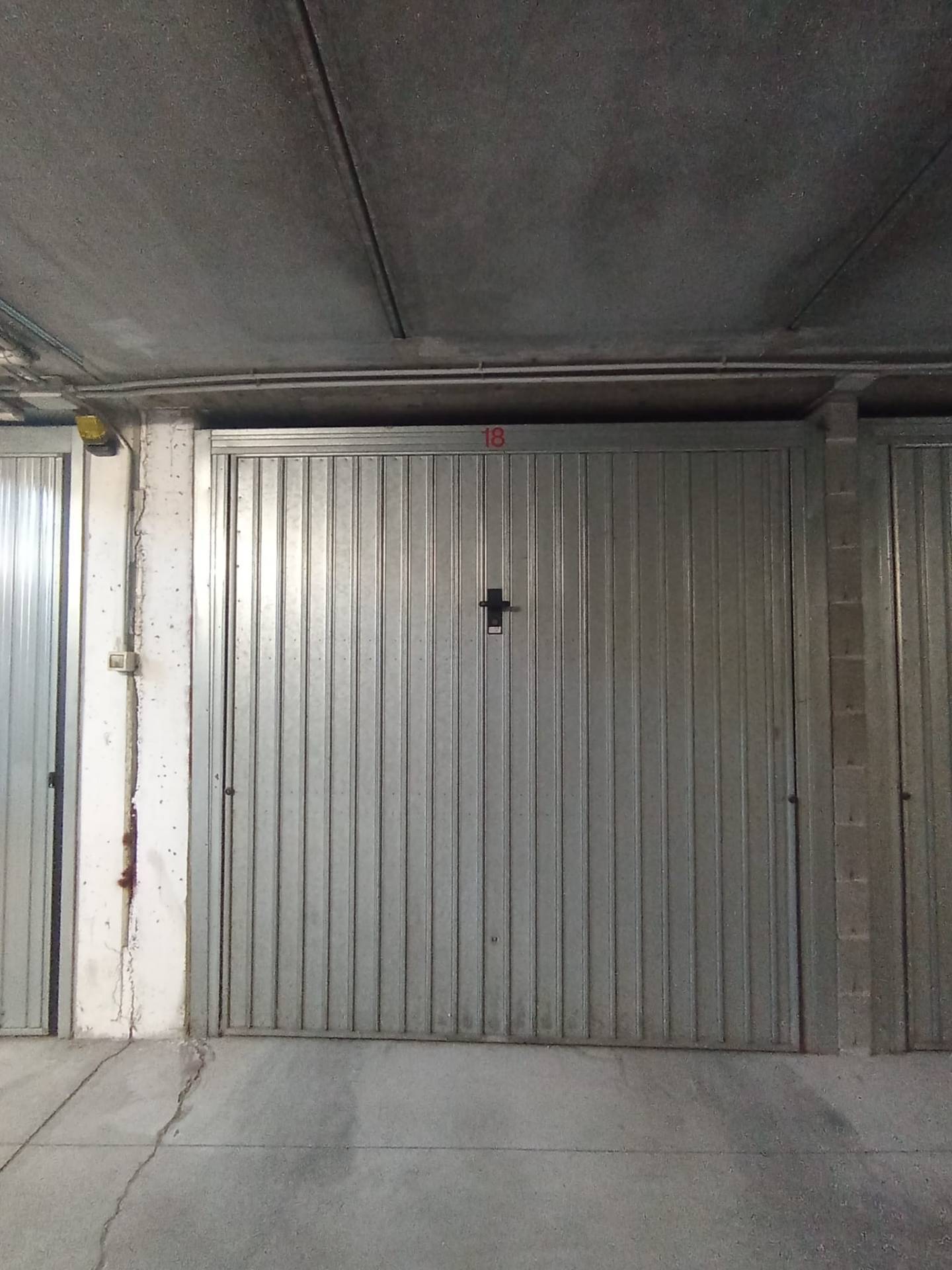 Box o garage in vendita a Aosta