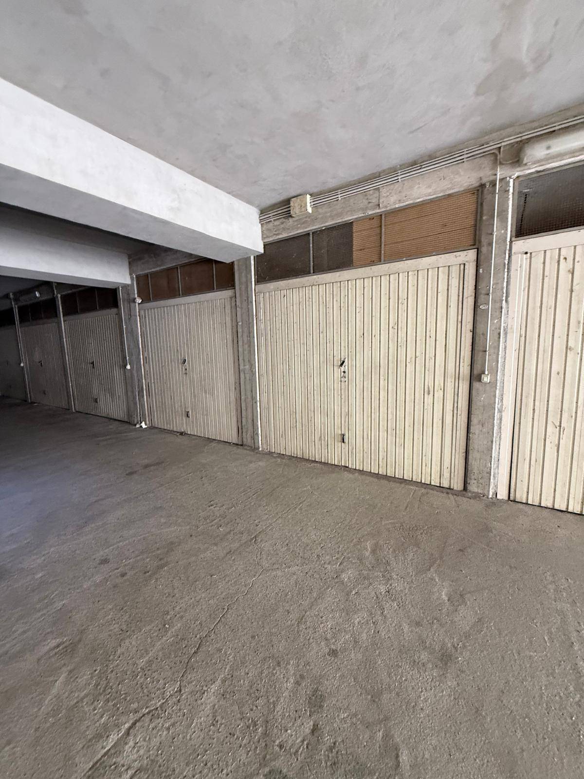 Box o garage in vendita a Charvensod