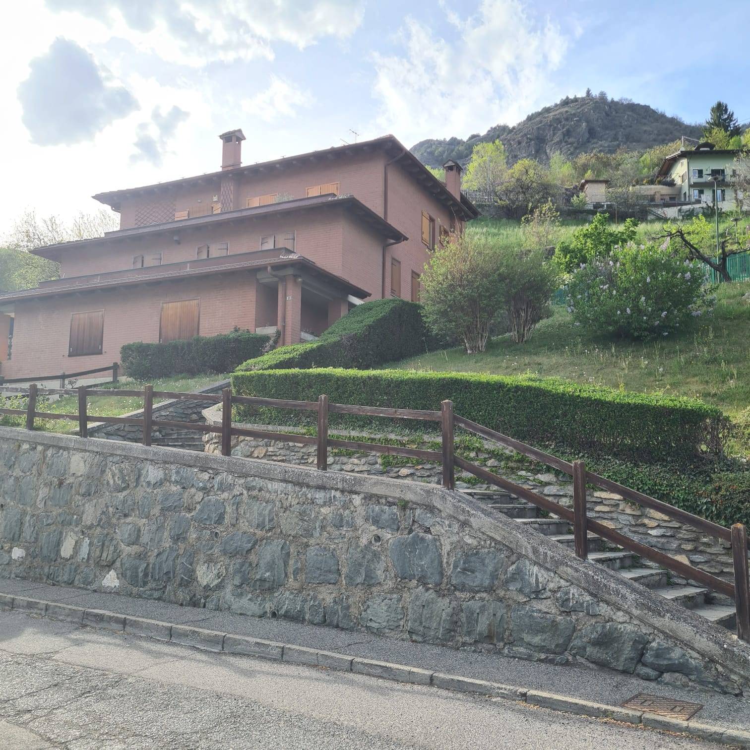 Appartamento in vendita a Aosta