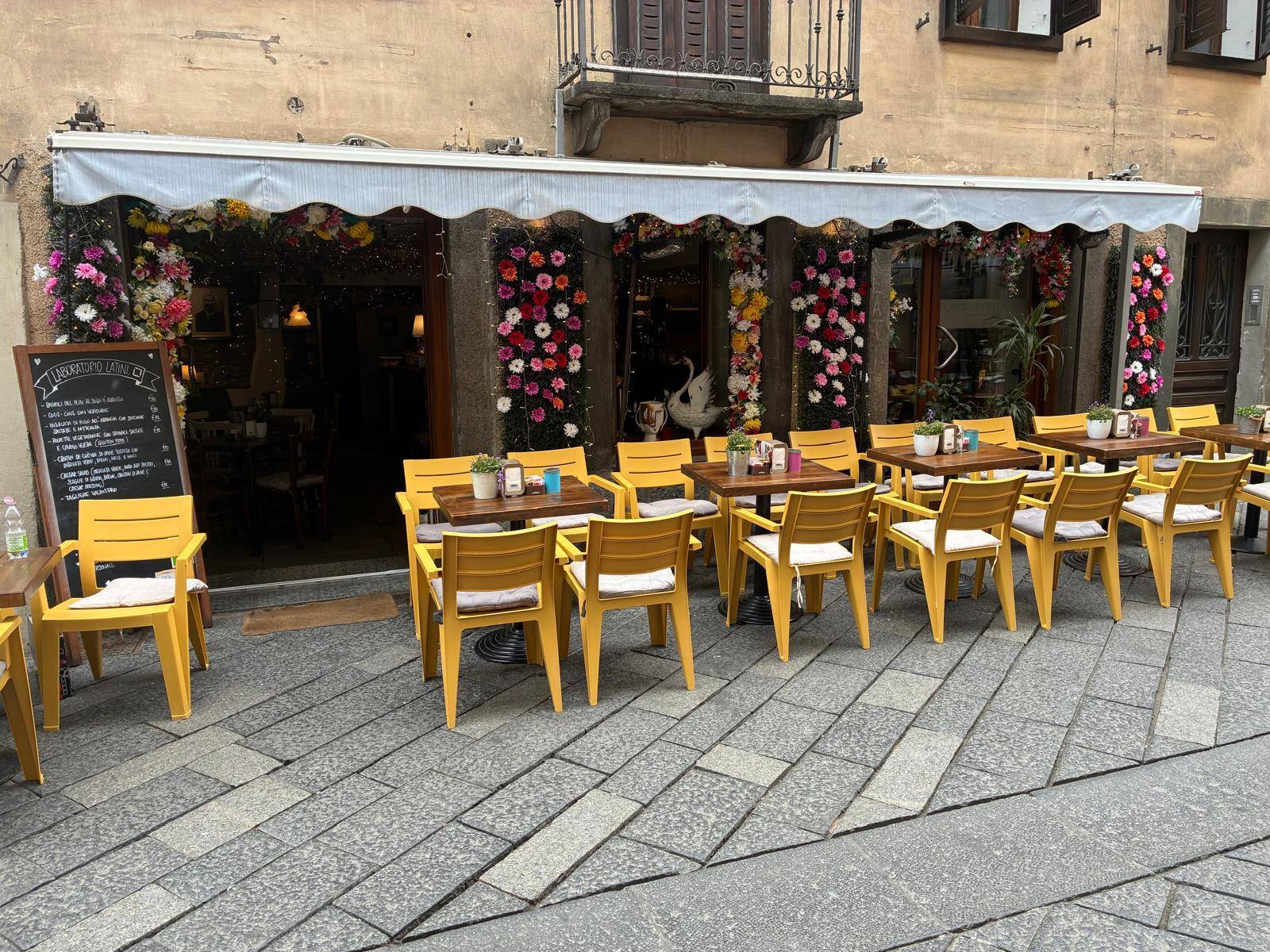 Attivit commerciale in vendita a Aosta, Centro