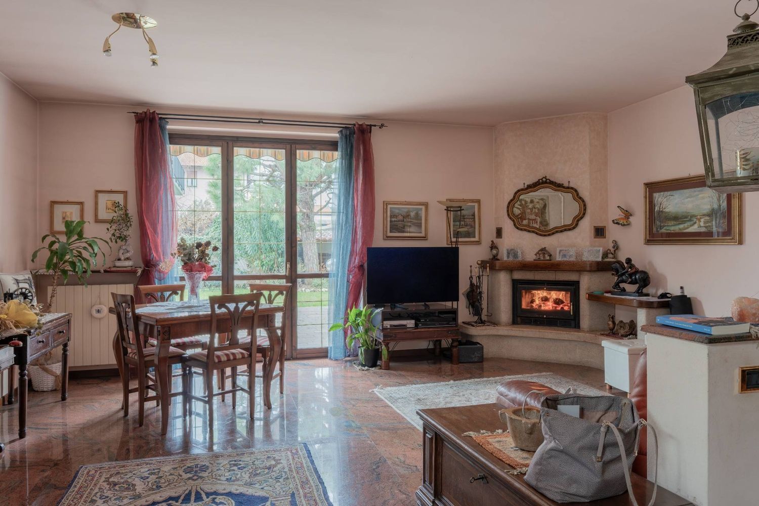 Villa in vendita a Busto Arsizio, Ospedale