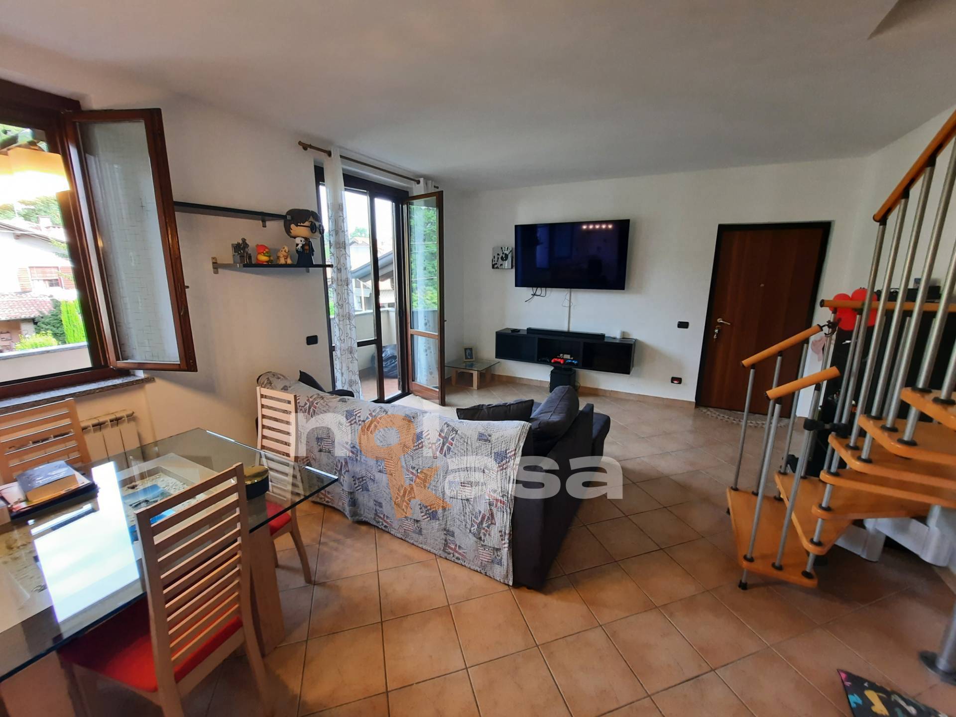 Appartamento in affitto a Jerago con Orago