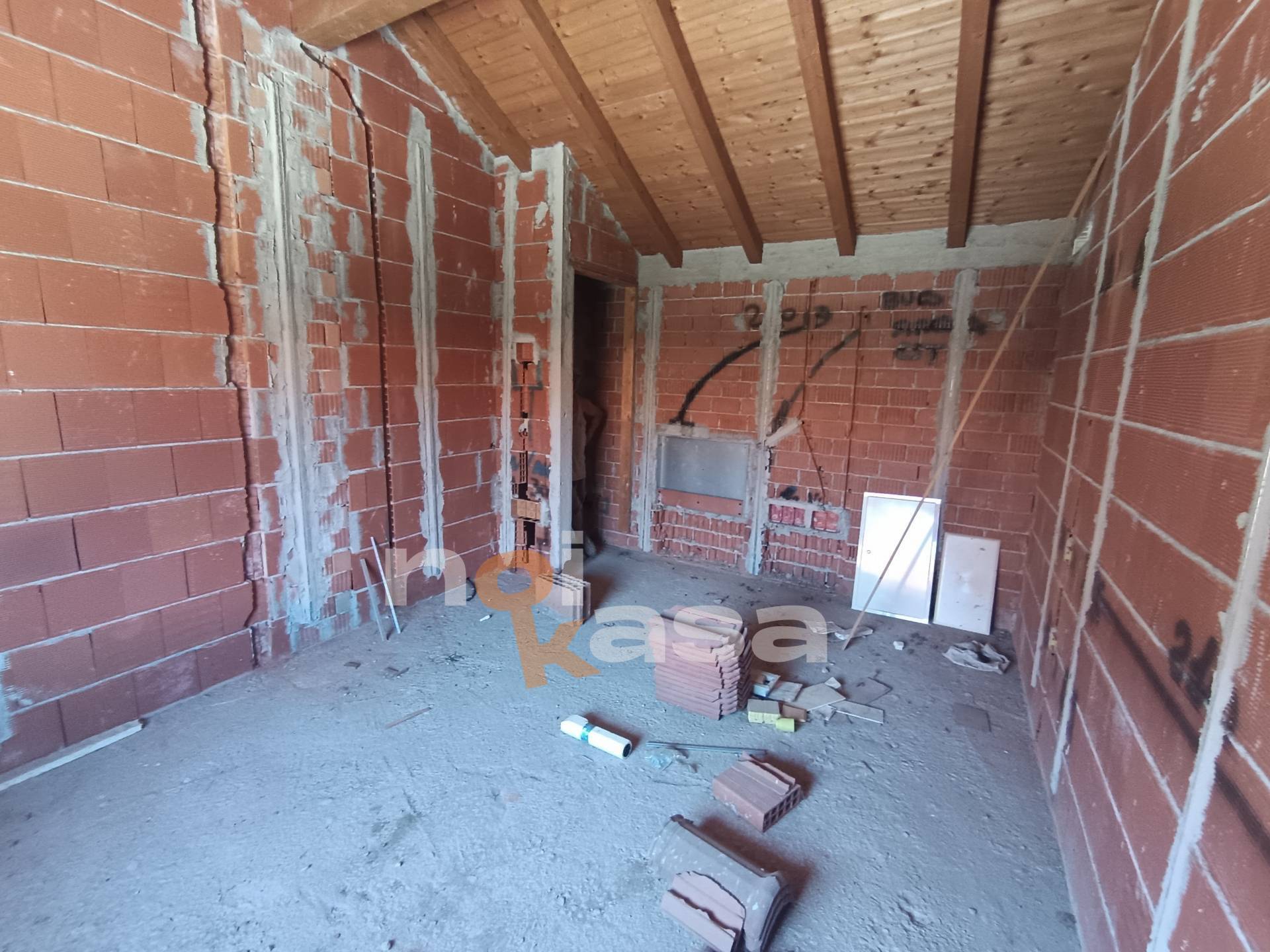 Appartamento in vendita a Lonate Pozzolo