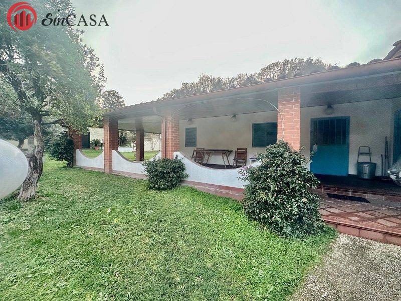 Villa in vendita a Fiumicino, Aranova