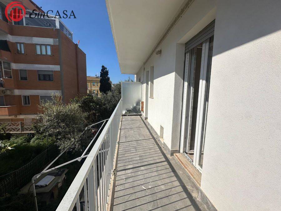 Appartamento in vendita a Fiumicino, Passoscuro