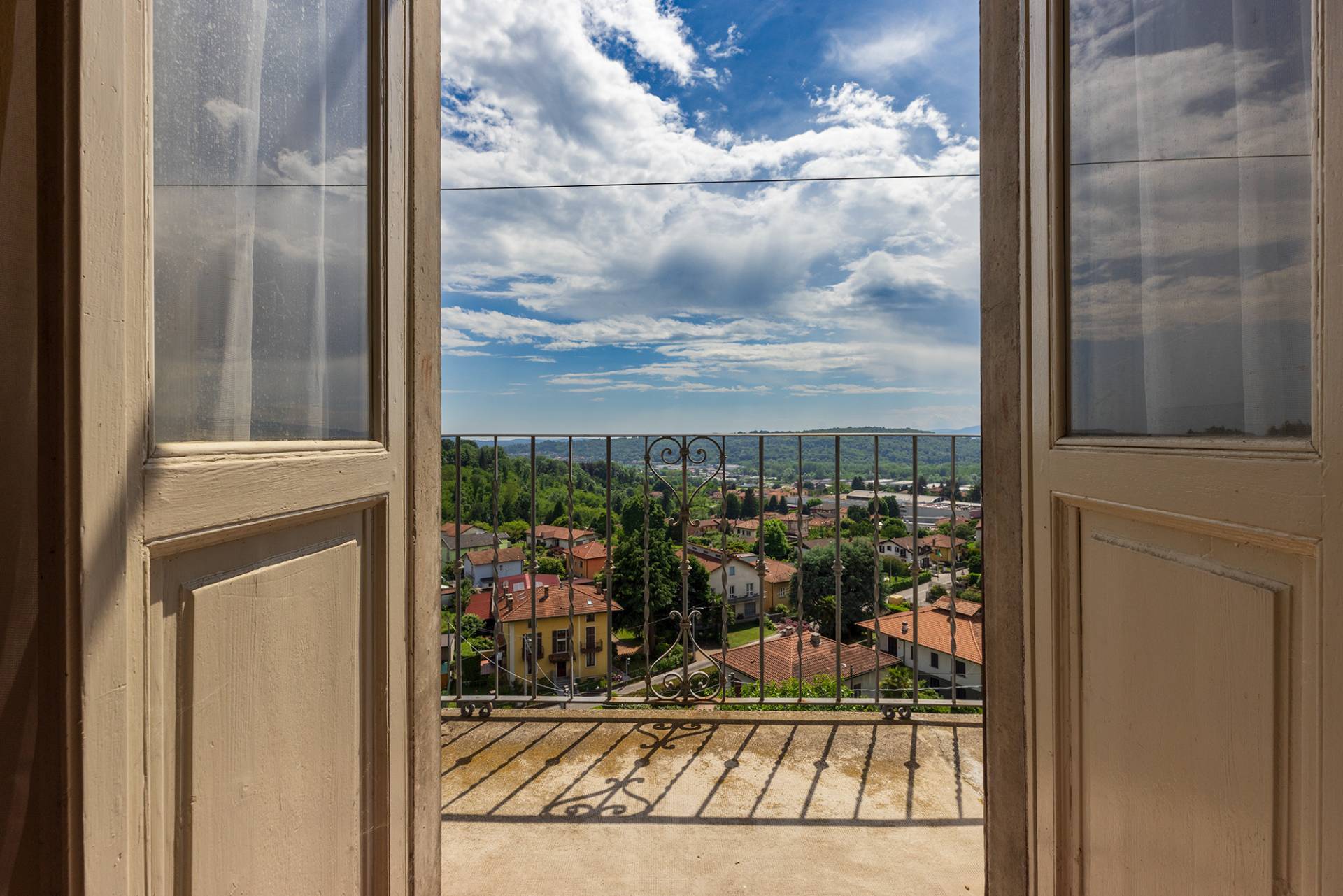 Casa singola in vendita a Gemonio