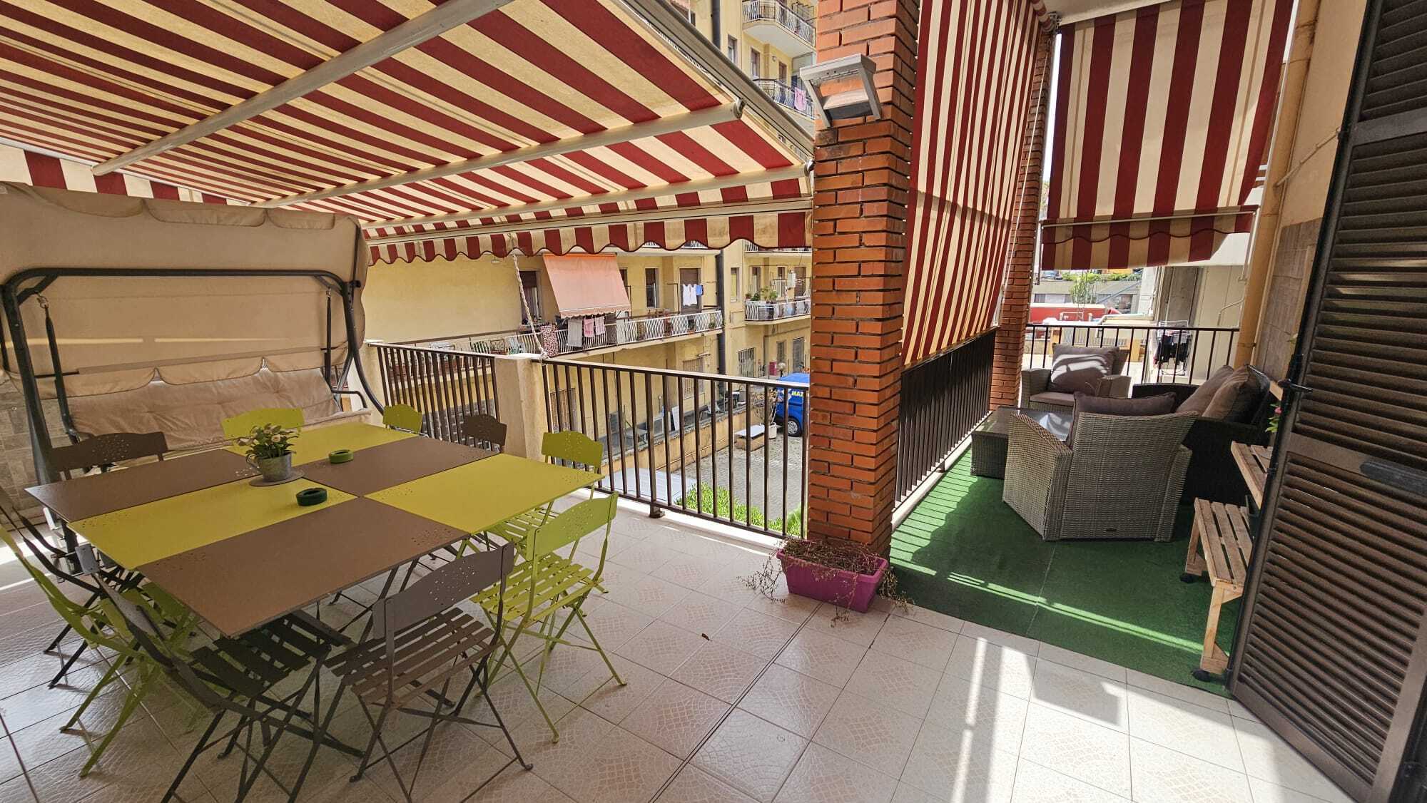 Quadrilocale con terrazzo in corso genova, Ventimiglia