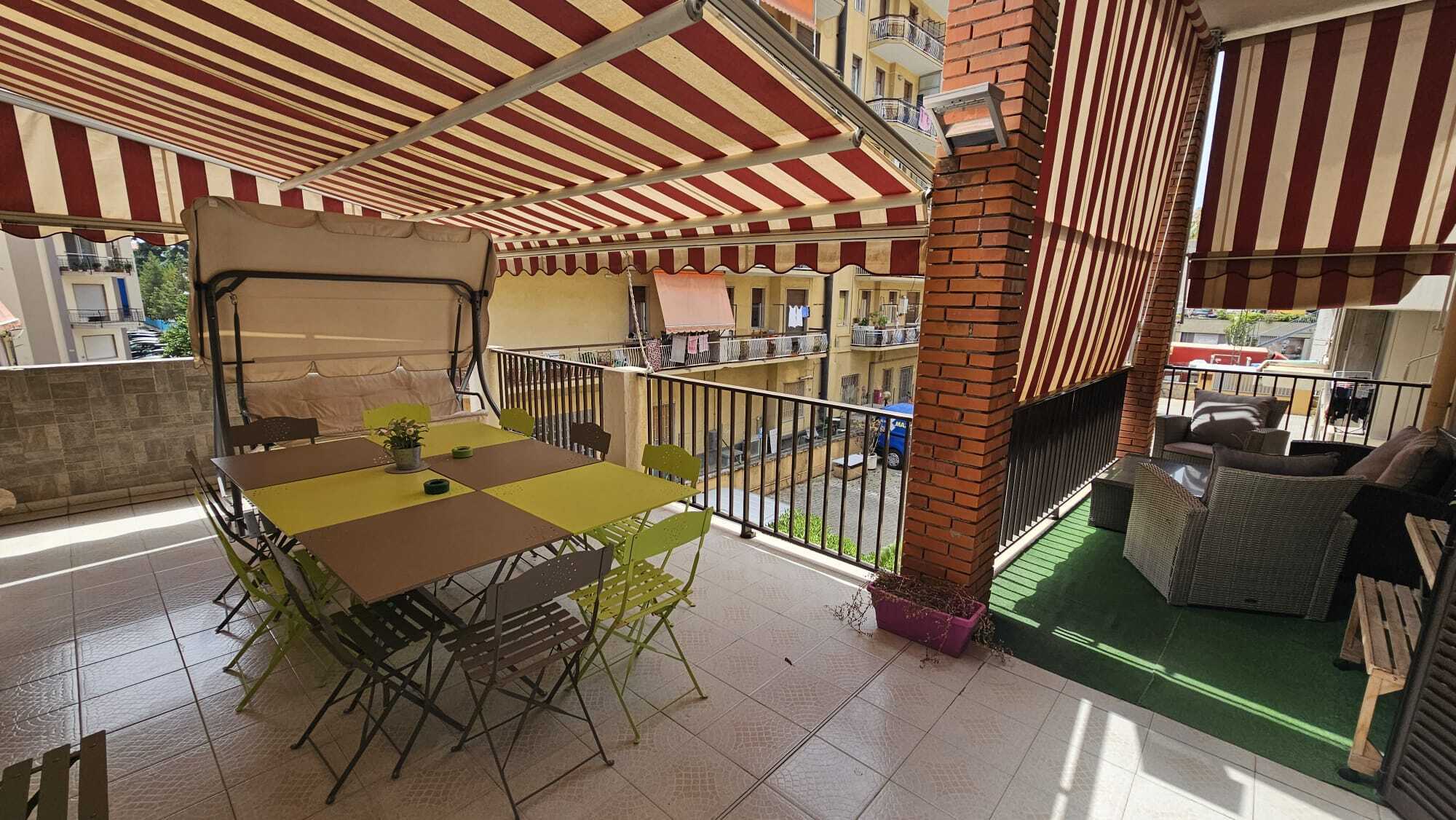 Quadrilocale con terrazzo in corso genova, Ventimiglia