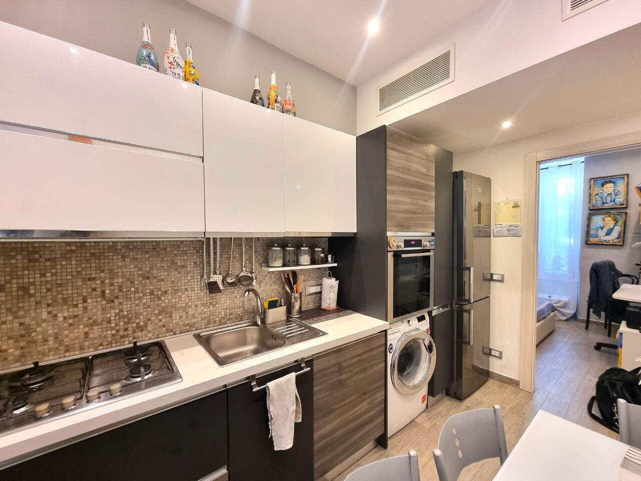 Casa indipendente vista mare in passeggiata cavallotti 10, Ventimiglia