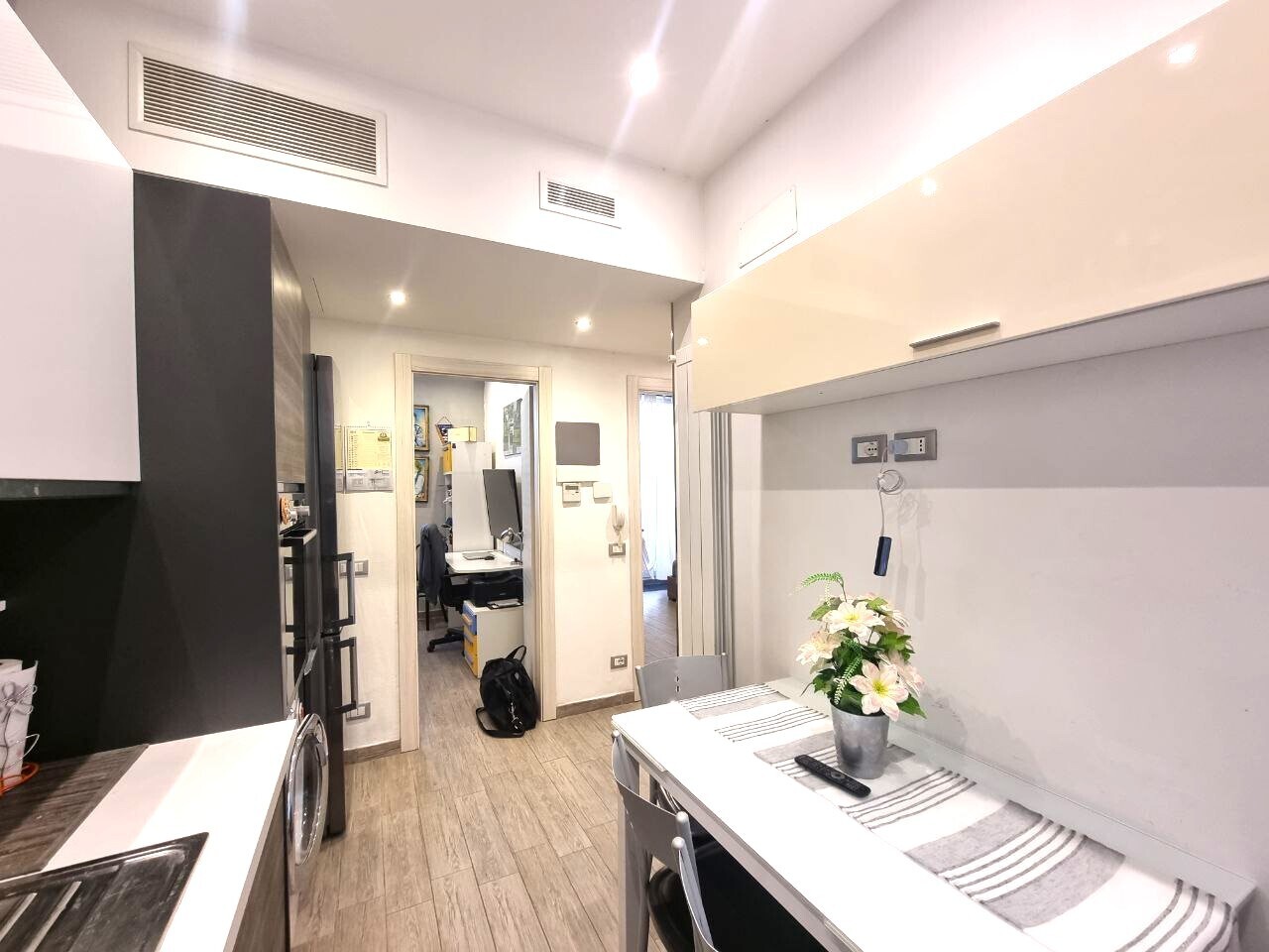 Casa indipendente vista mare in passeggiata cavallotti 10, Ventimiglia