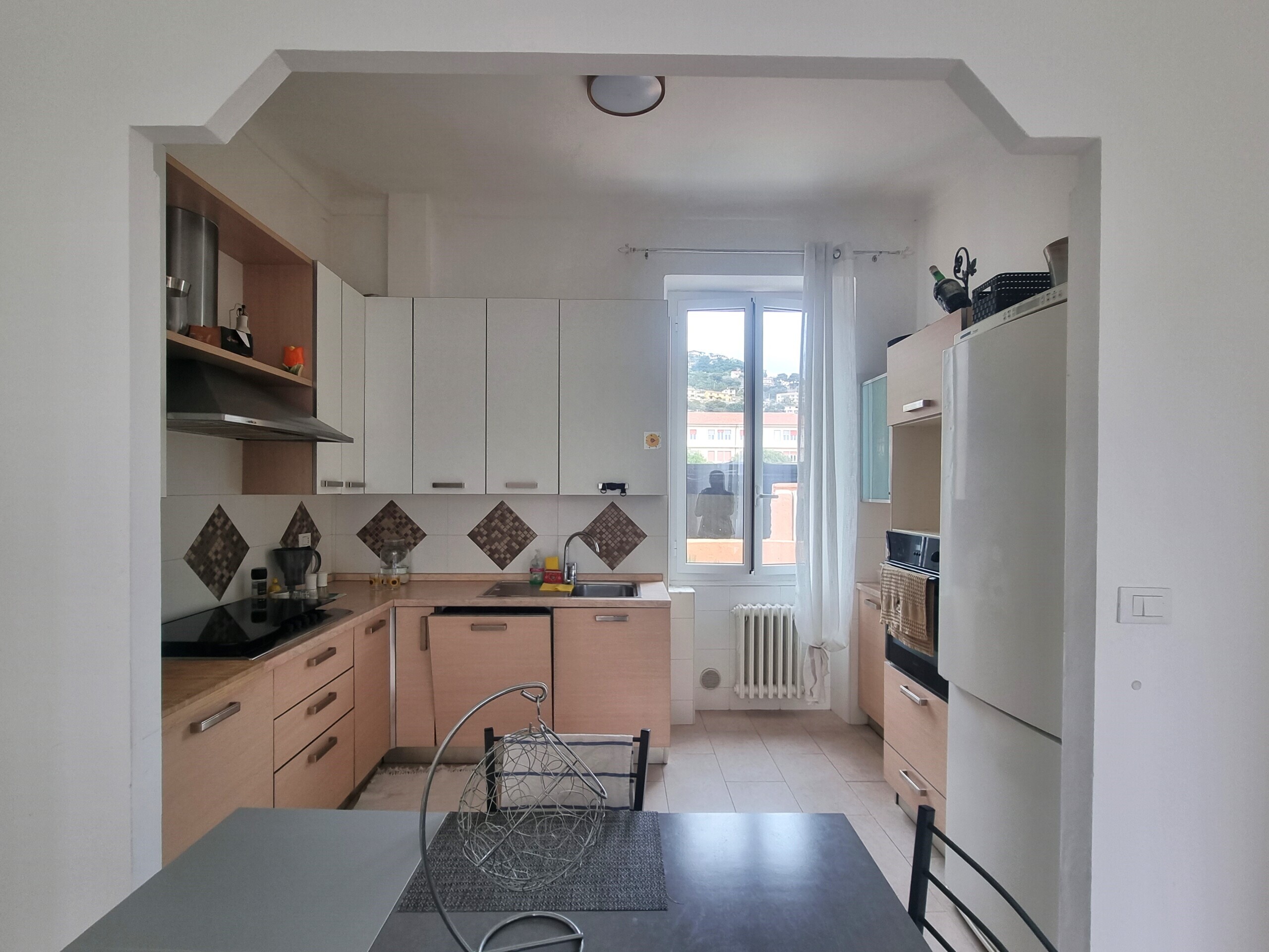 Casa indipendente con giardino in via alla spiaggia 21, Ventimiglia