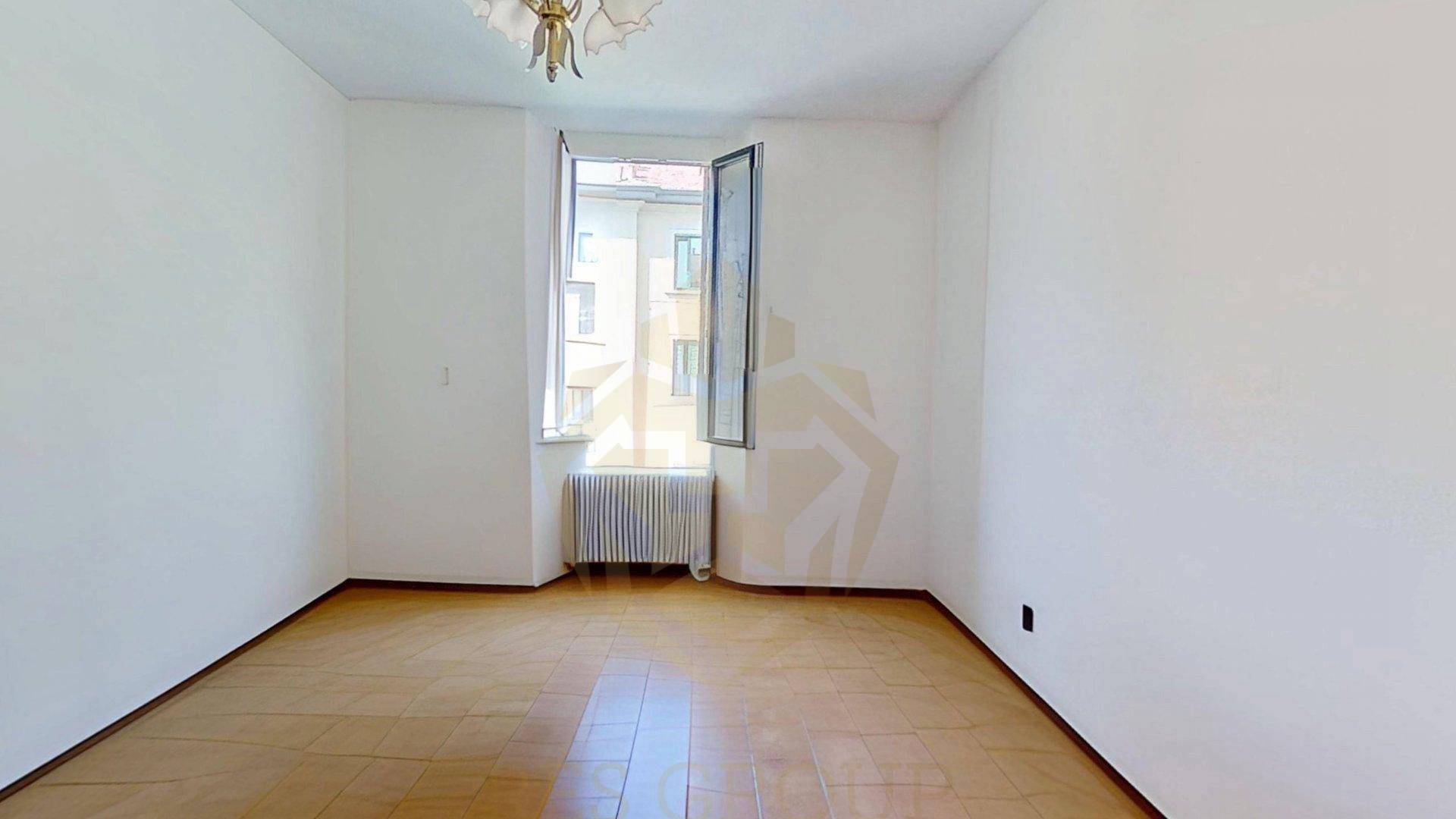Appartamento in vendita a Monza, Centro storico