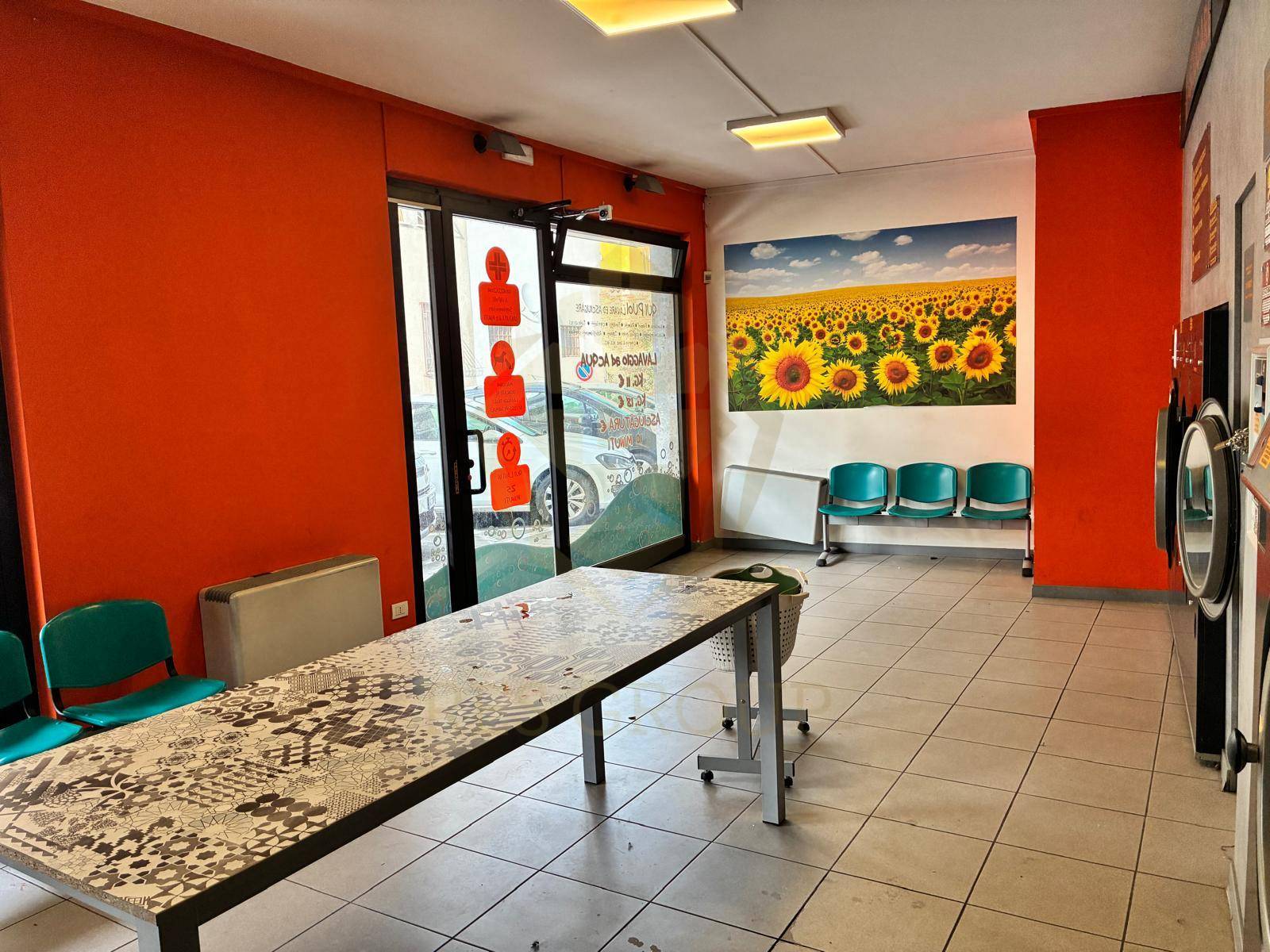 Attivit commerciale in vendita a Biassono