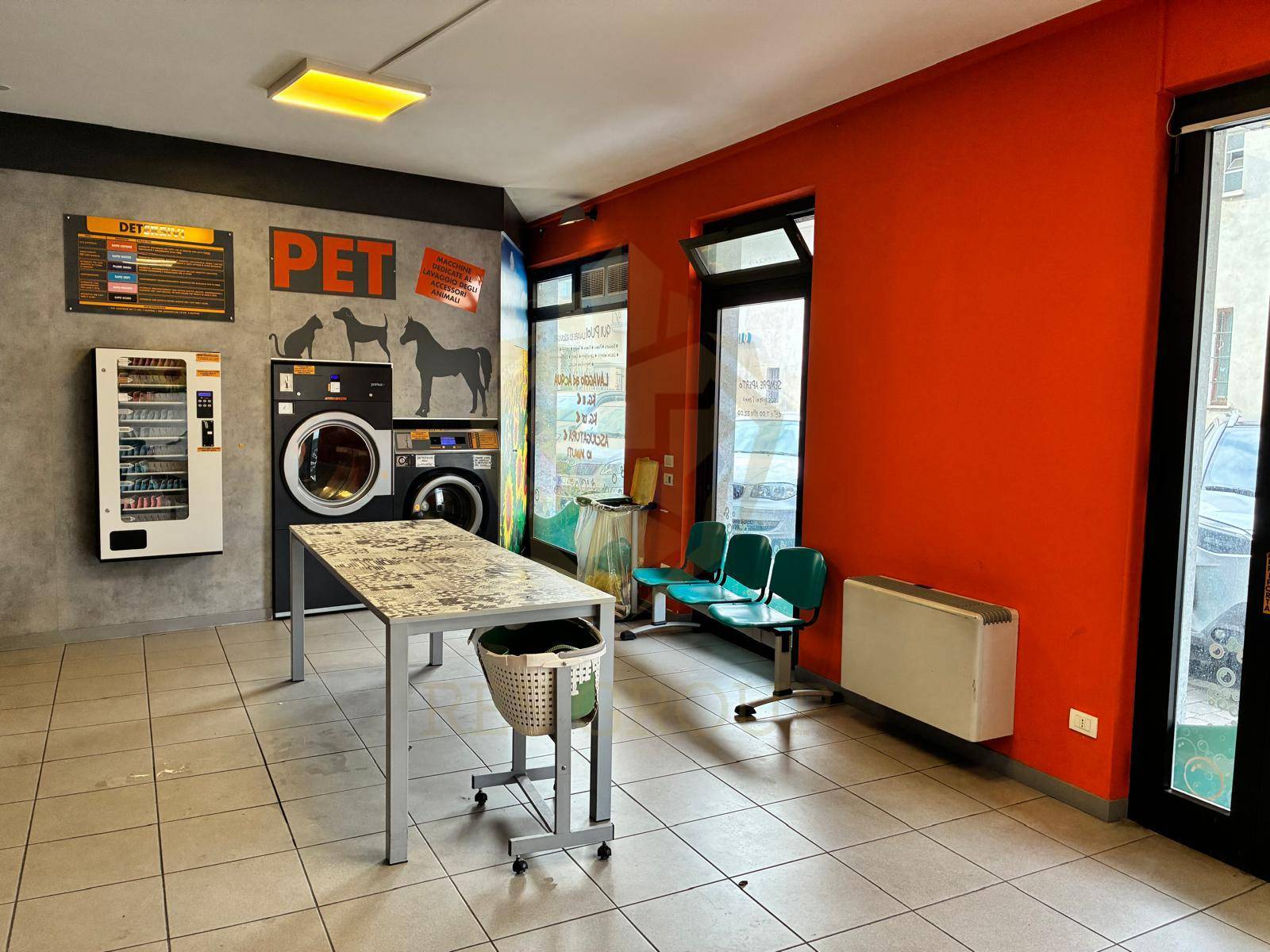 Attivit commerciale in vendita a Biassono