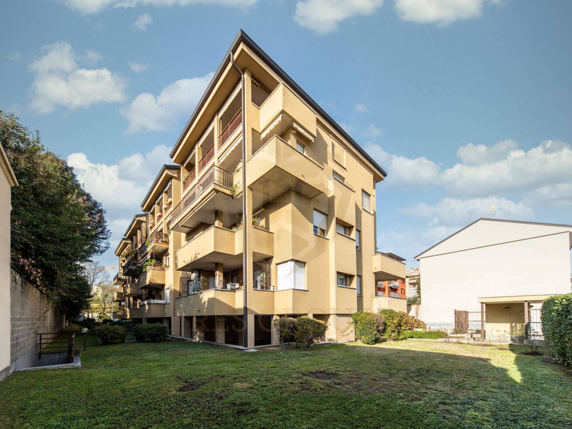 Appartamento in affitto a Monza