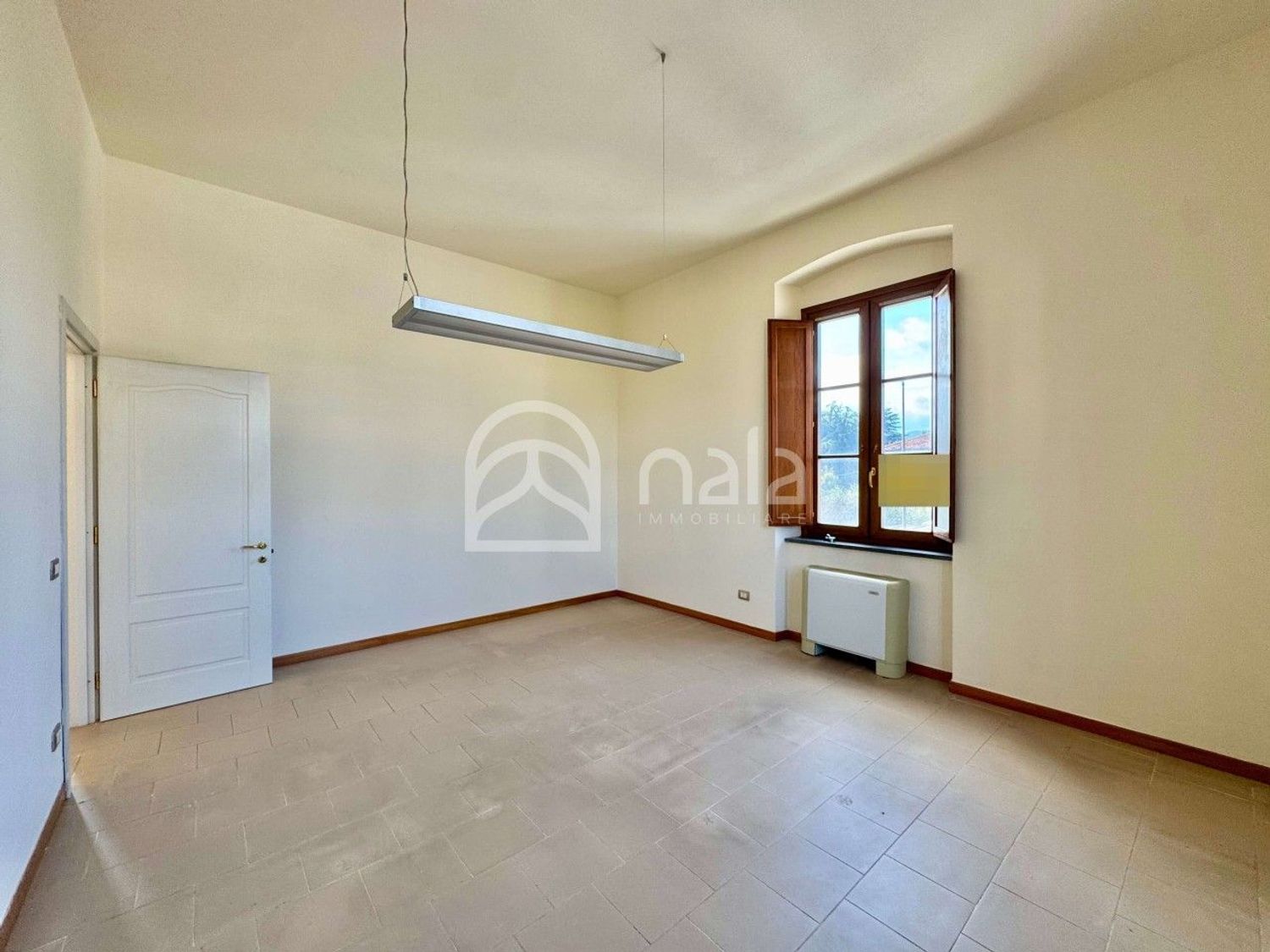 Ufficio in affitto, Lucca arancio