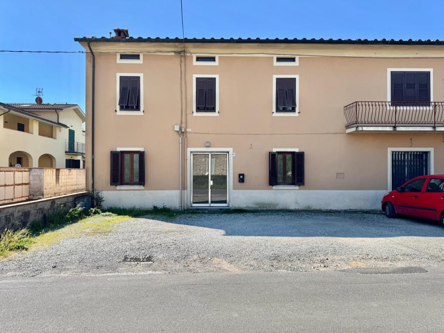 Negozio in vendita, Capannori santa margherita