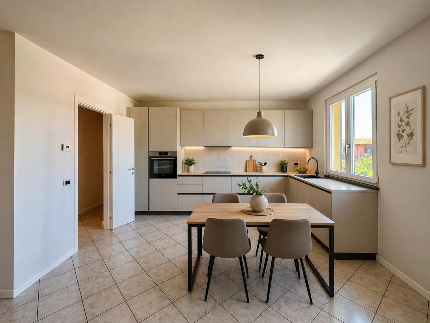 Quadrilocale ristrutturato, Porcari rughi