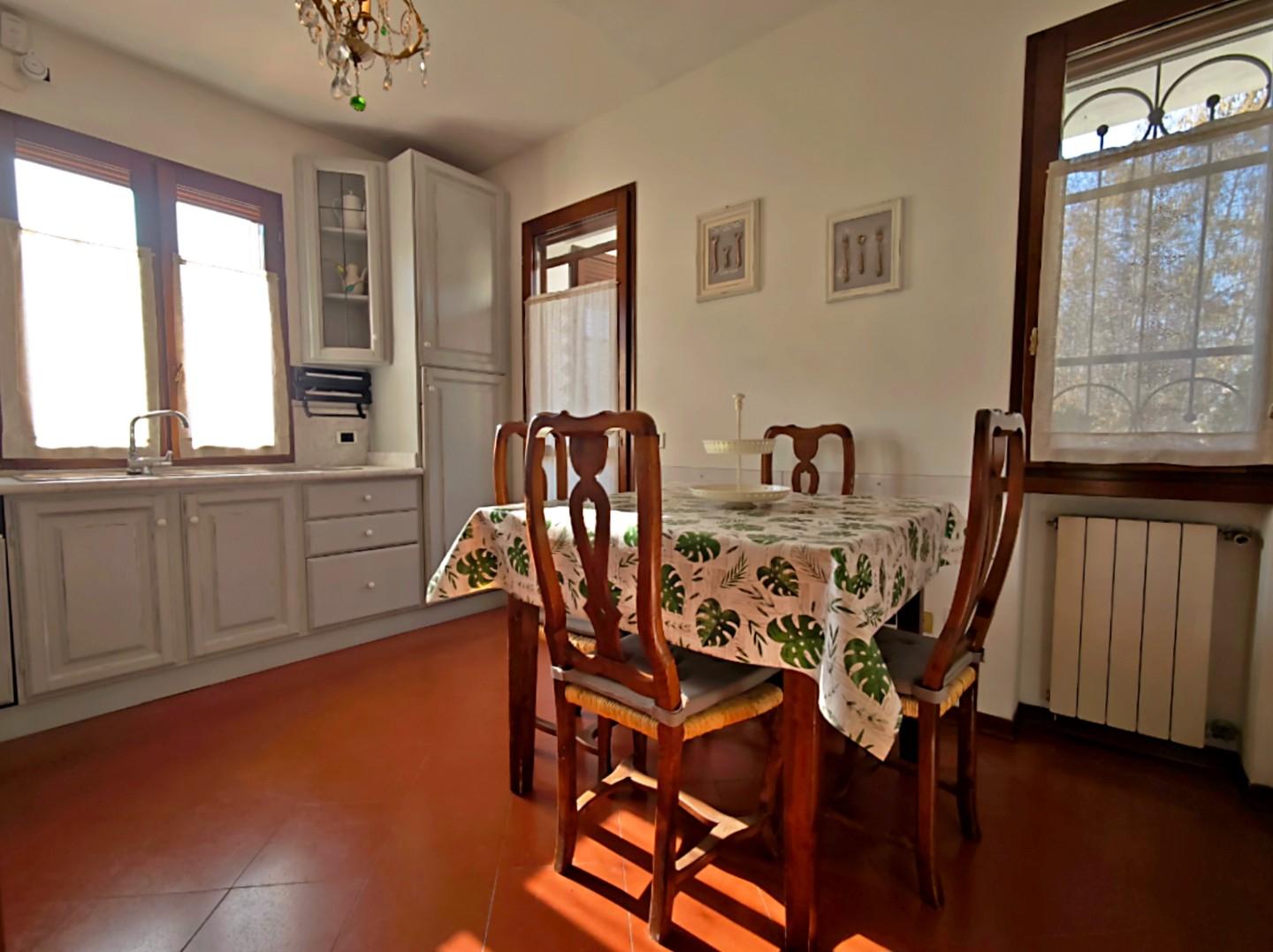 Villa arredata in affitto, Forte dei Marmi caranna