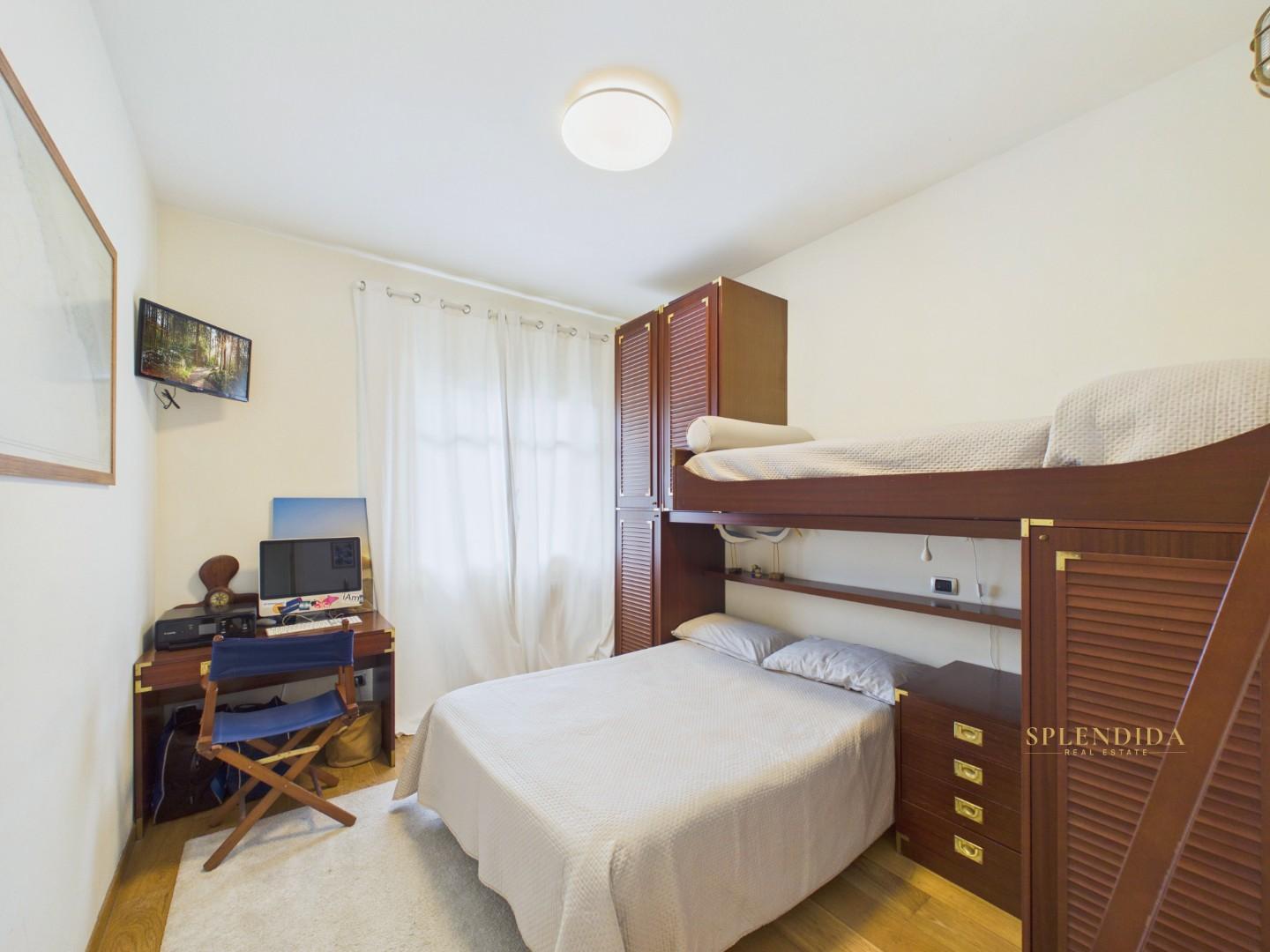 Villa arredata in affitto a Forte dei Marmi