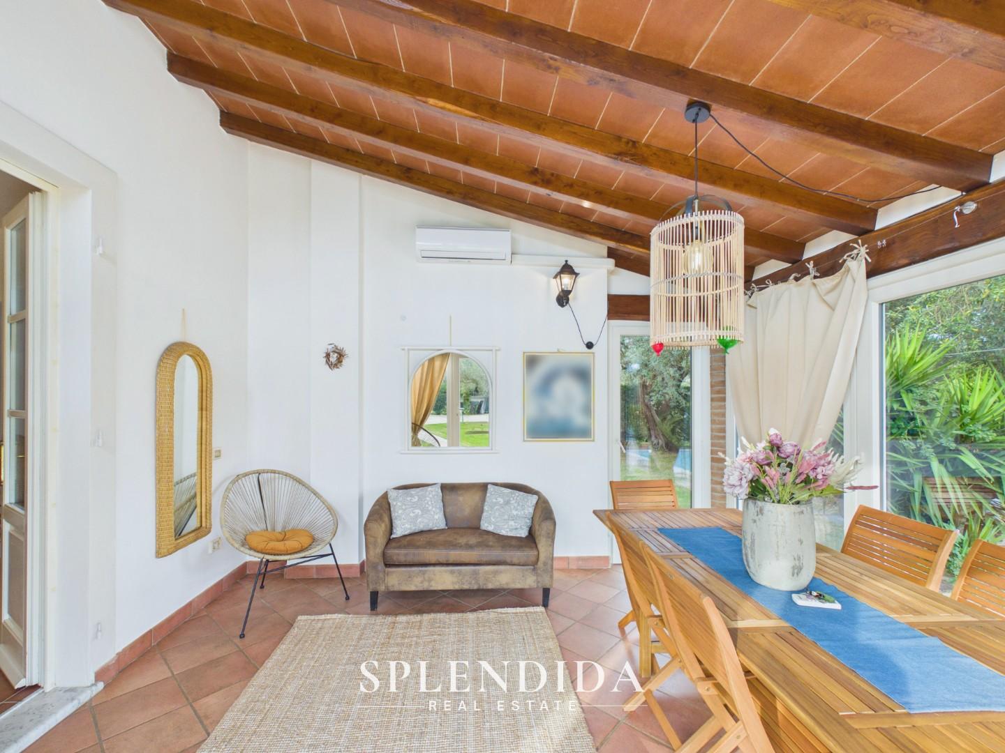 Villa con giardino, Seravezza querceta