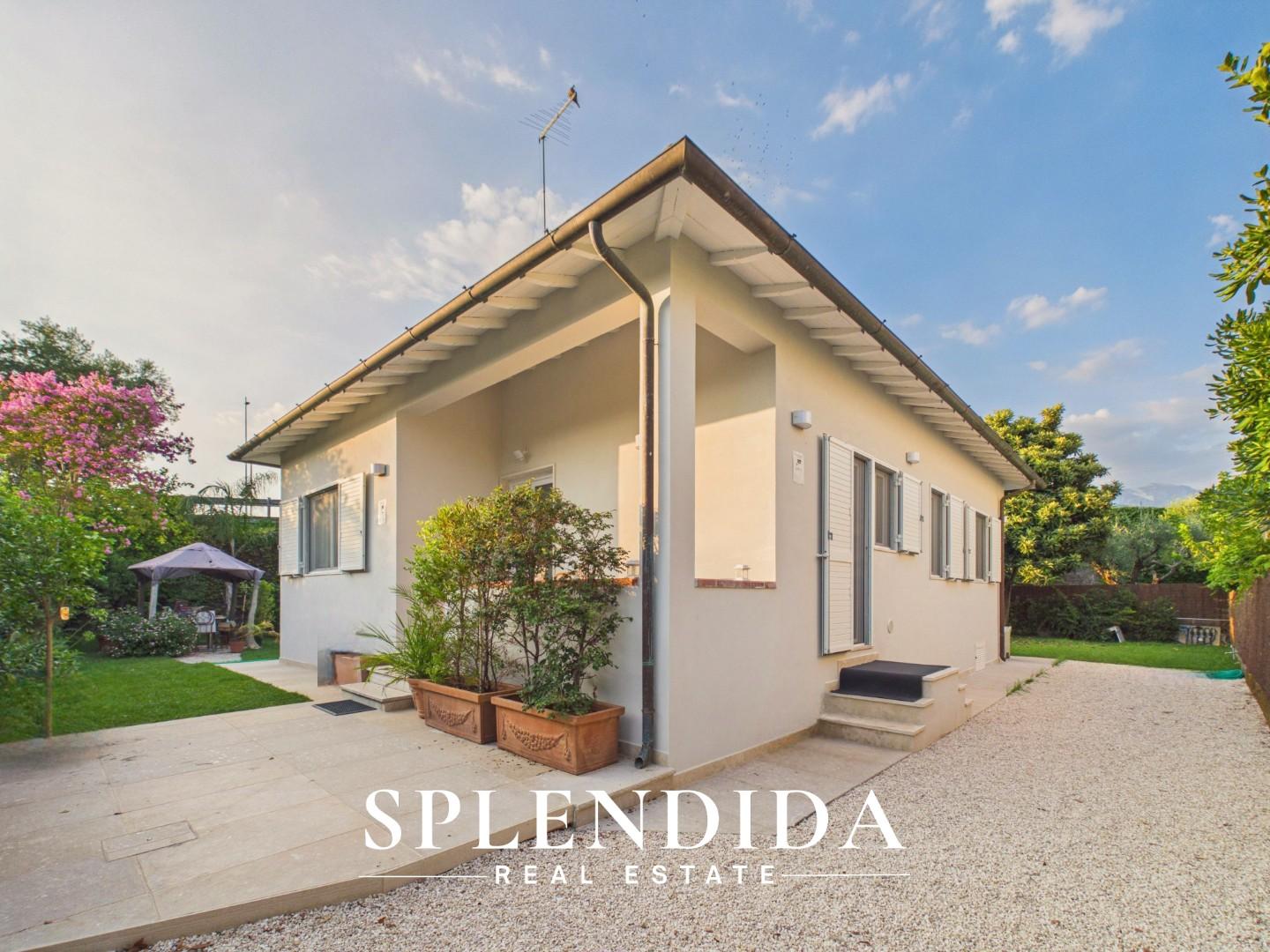 Villa arredata in affitto, Forte dei Marmi vaiana