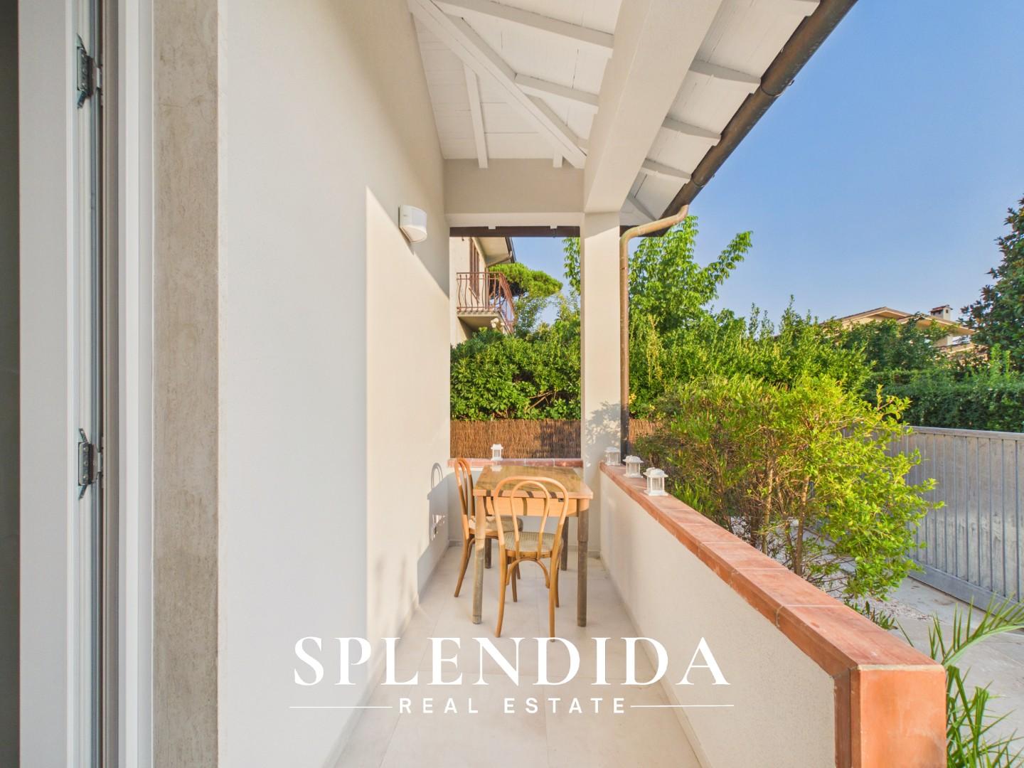 Villa arredata in affitto, Forte dei Marmi vaiana