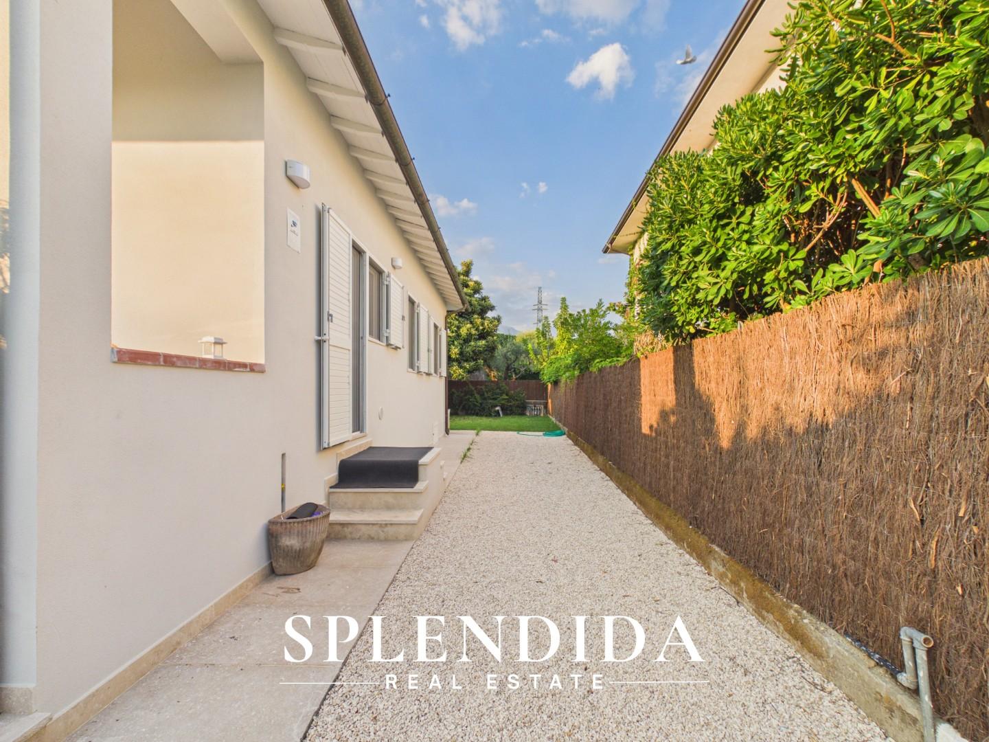 Villa arredata in affitto, Forte dei Marmi vaiana