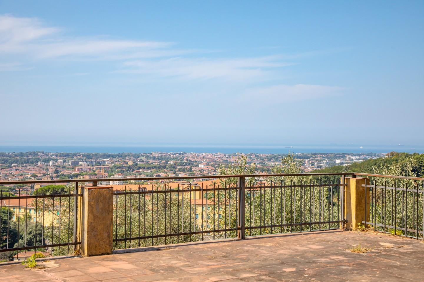 Casa indipendente con giardino, Massa martana