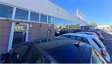 Locale commerciale in affitto a Monfalcone