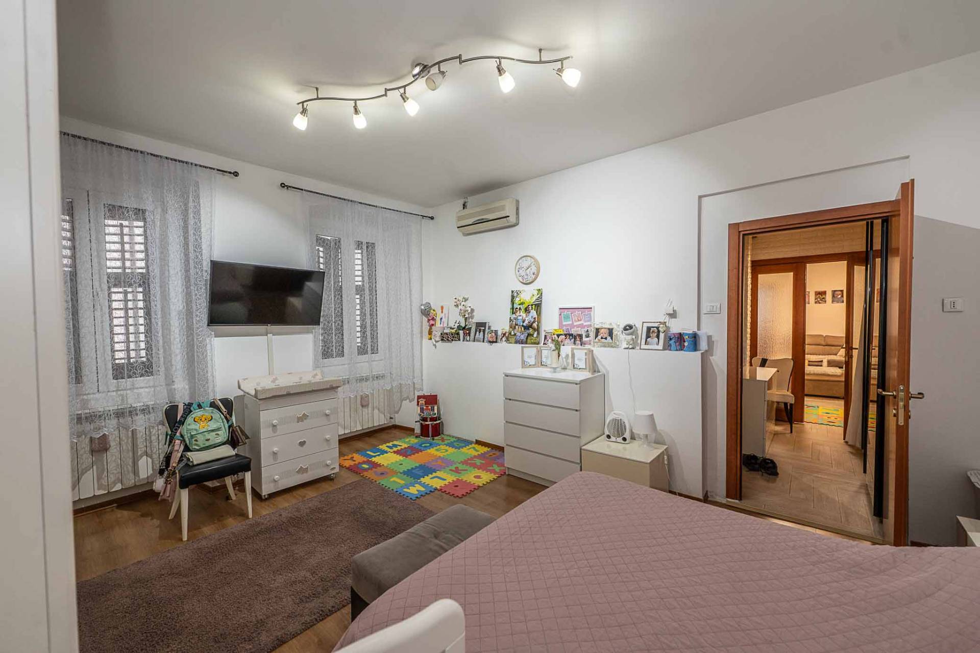 Appartamento in vendita a Trieste, Largo Barriera