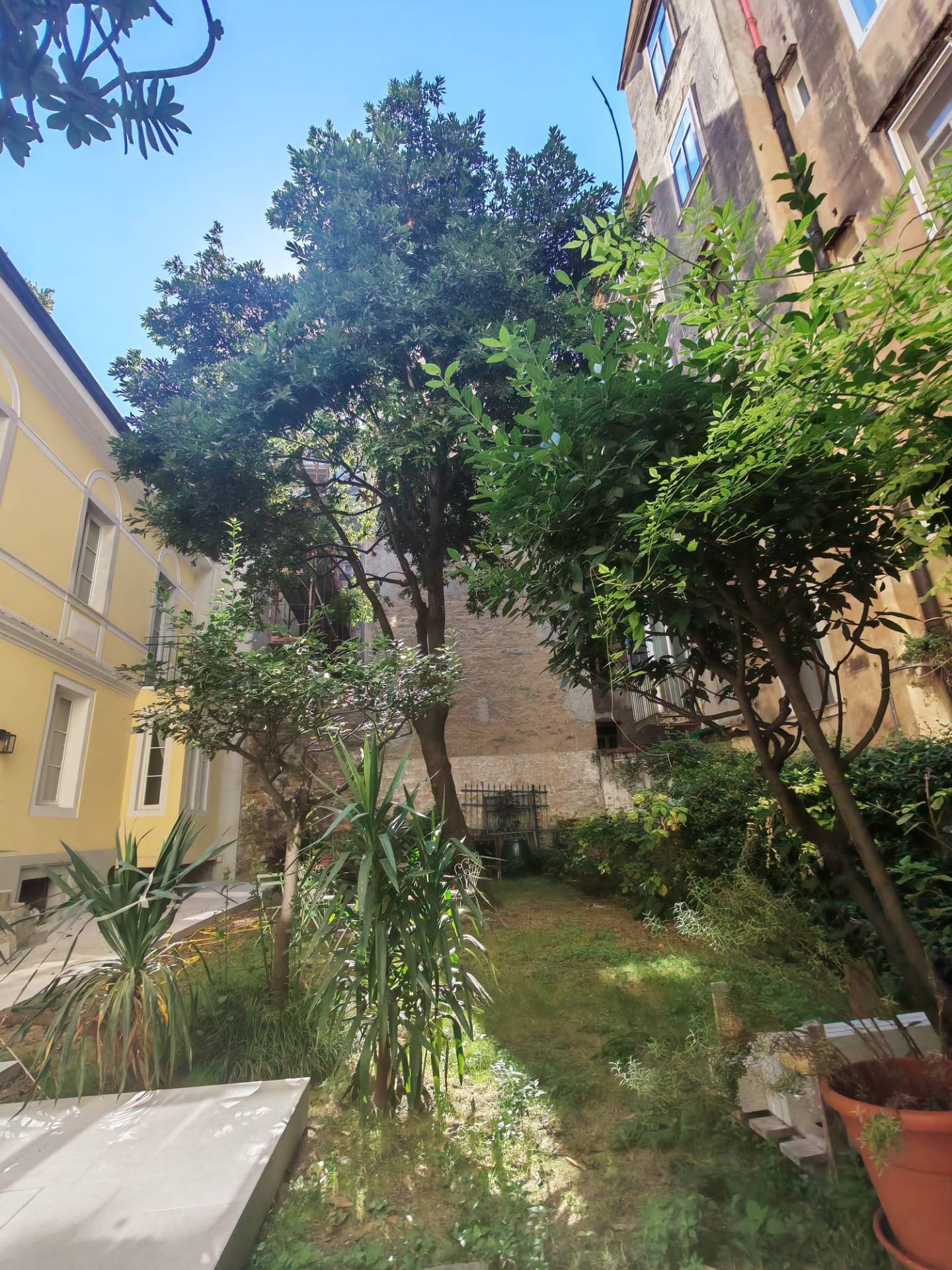 Appartamento in vendita a Trieste, Centro